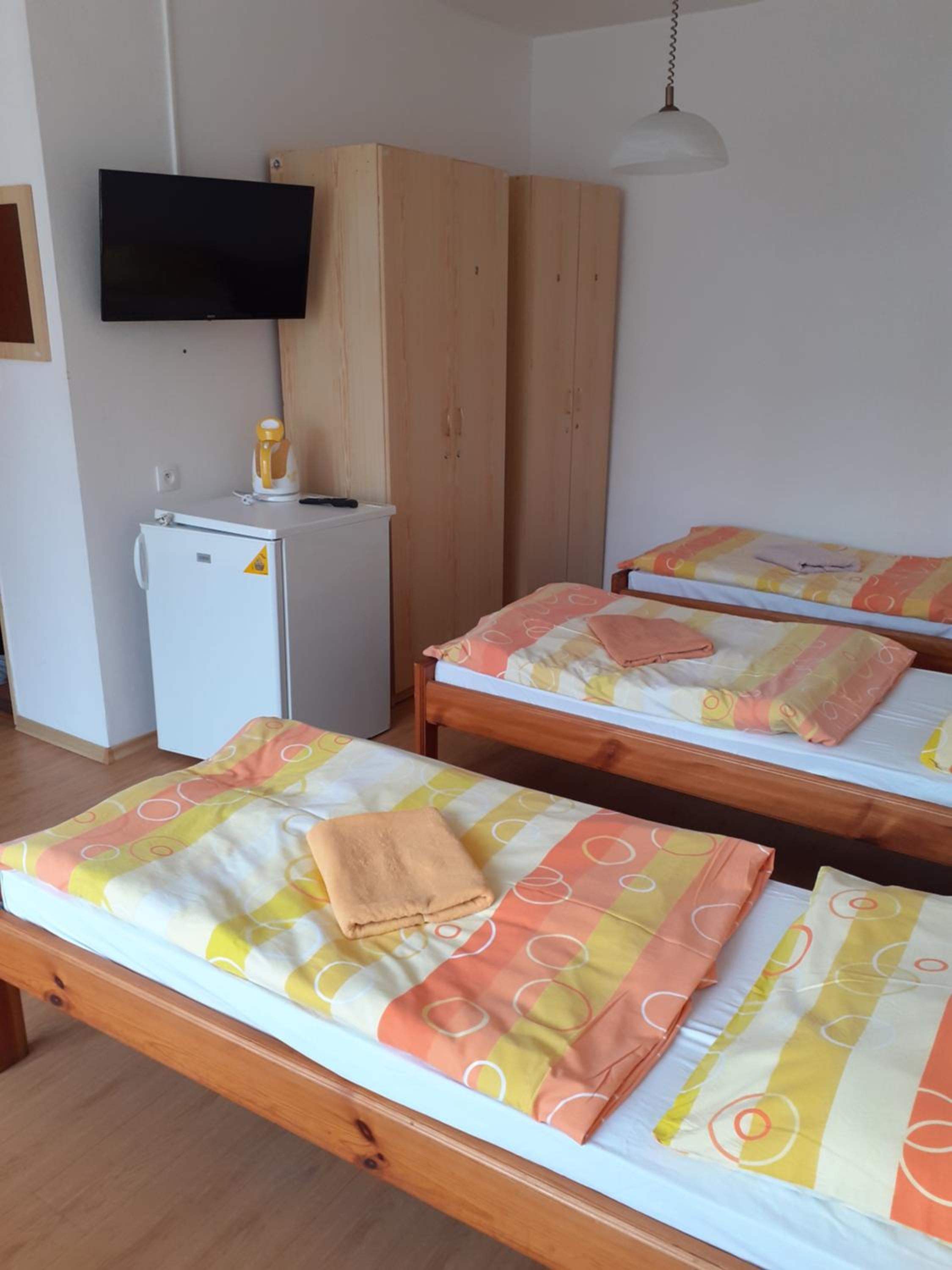 Quadruple Room with Bathroom photo 1