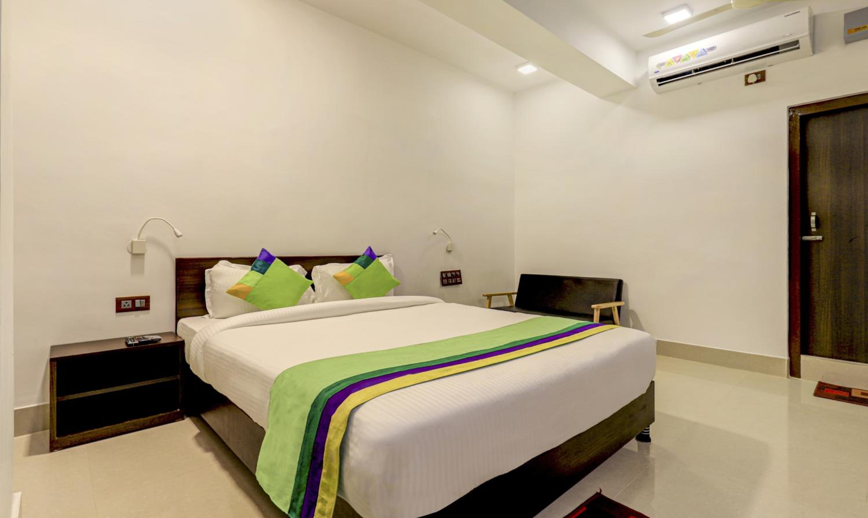 Superior Double Room - Photo 12