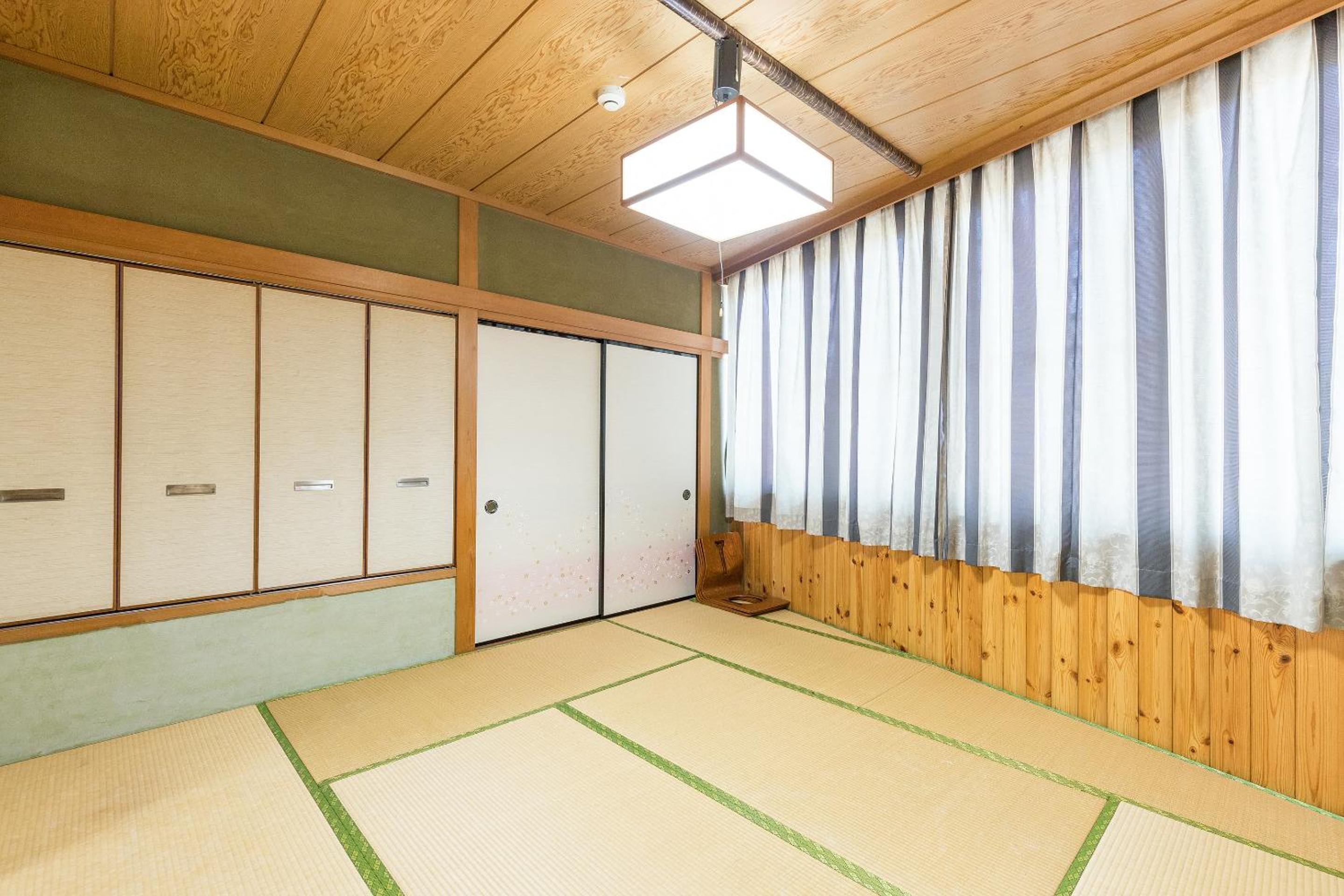 Family Room - Non-Smoking - Photo 4