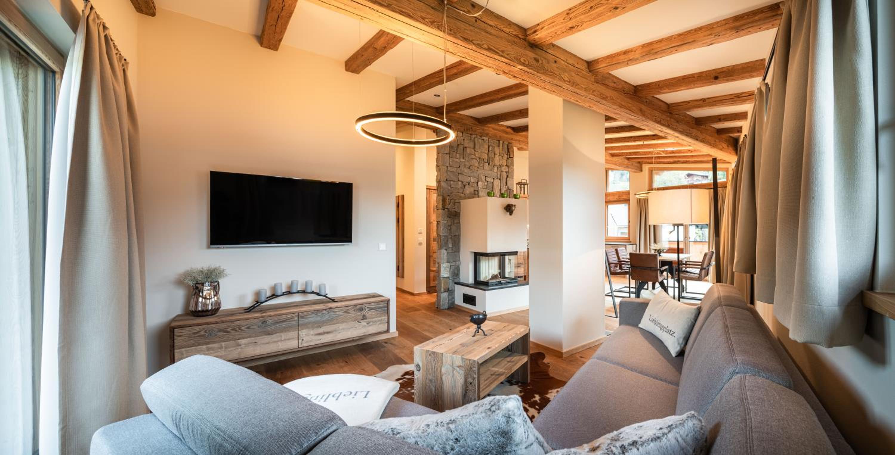 Apartment Top 4 - Penthouse