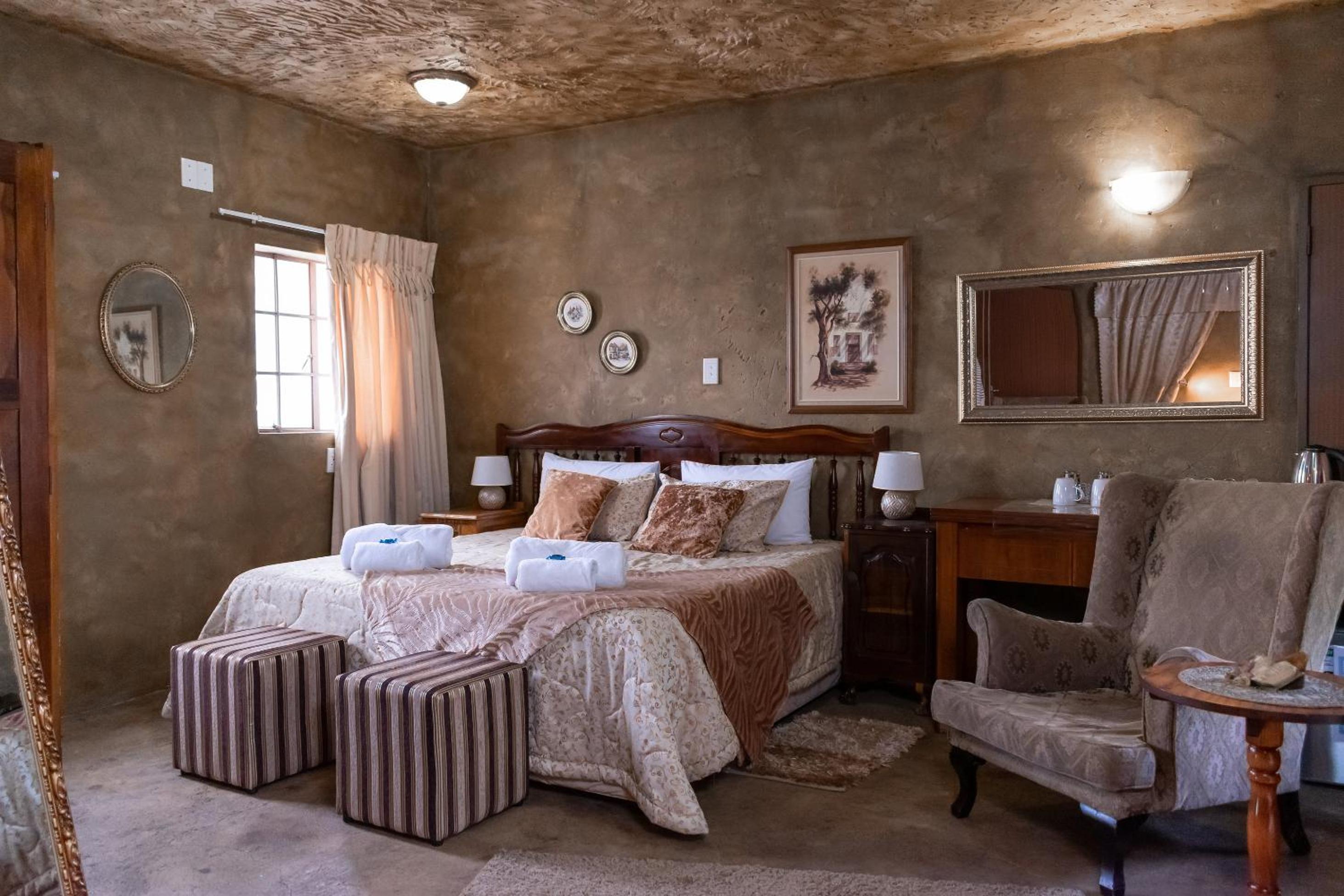 Family Room - Photo 1