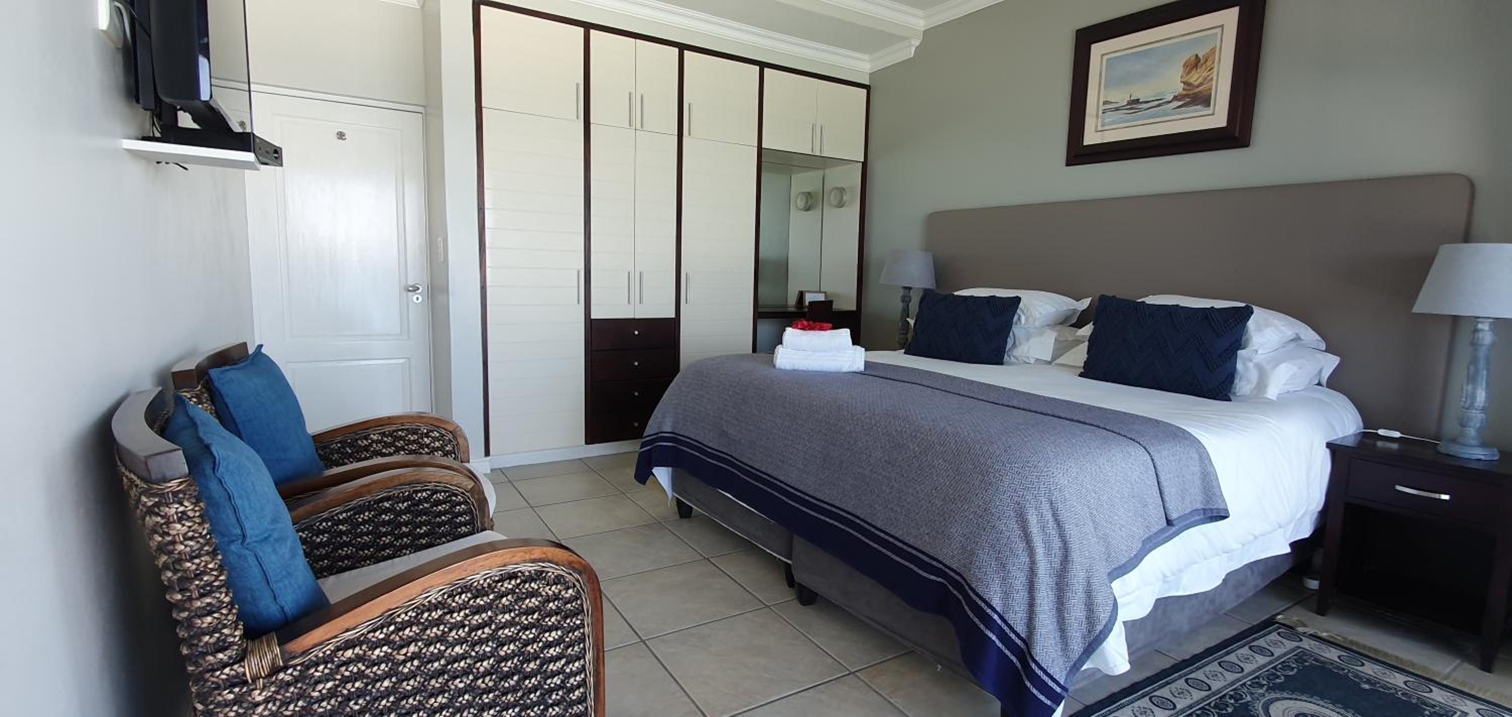 Family Room - Photo 6