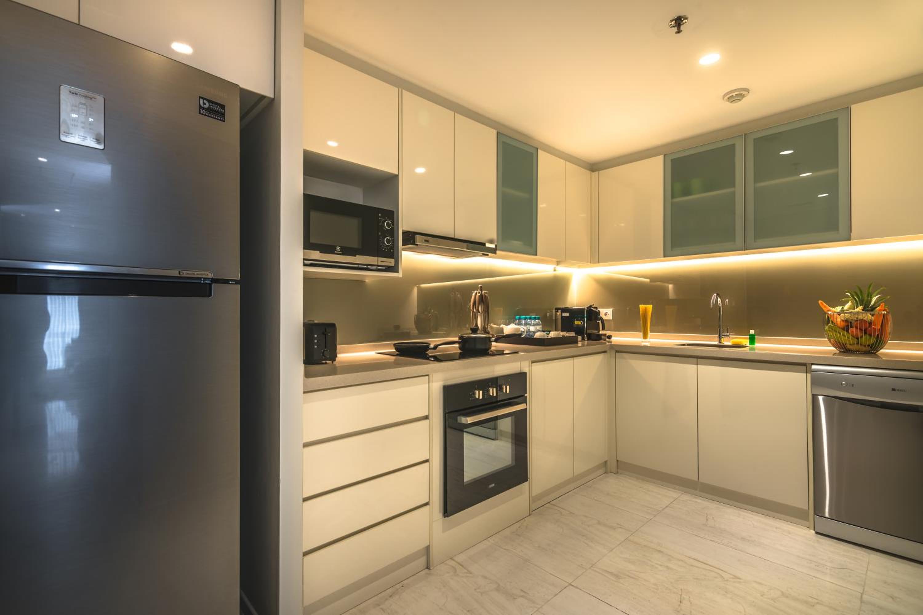 Two-Bedroom photo 2