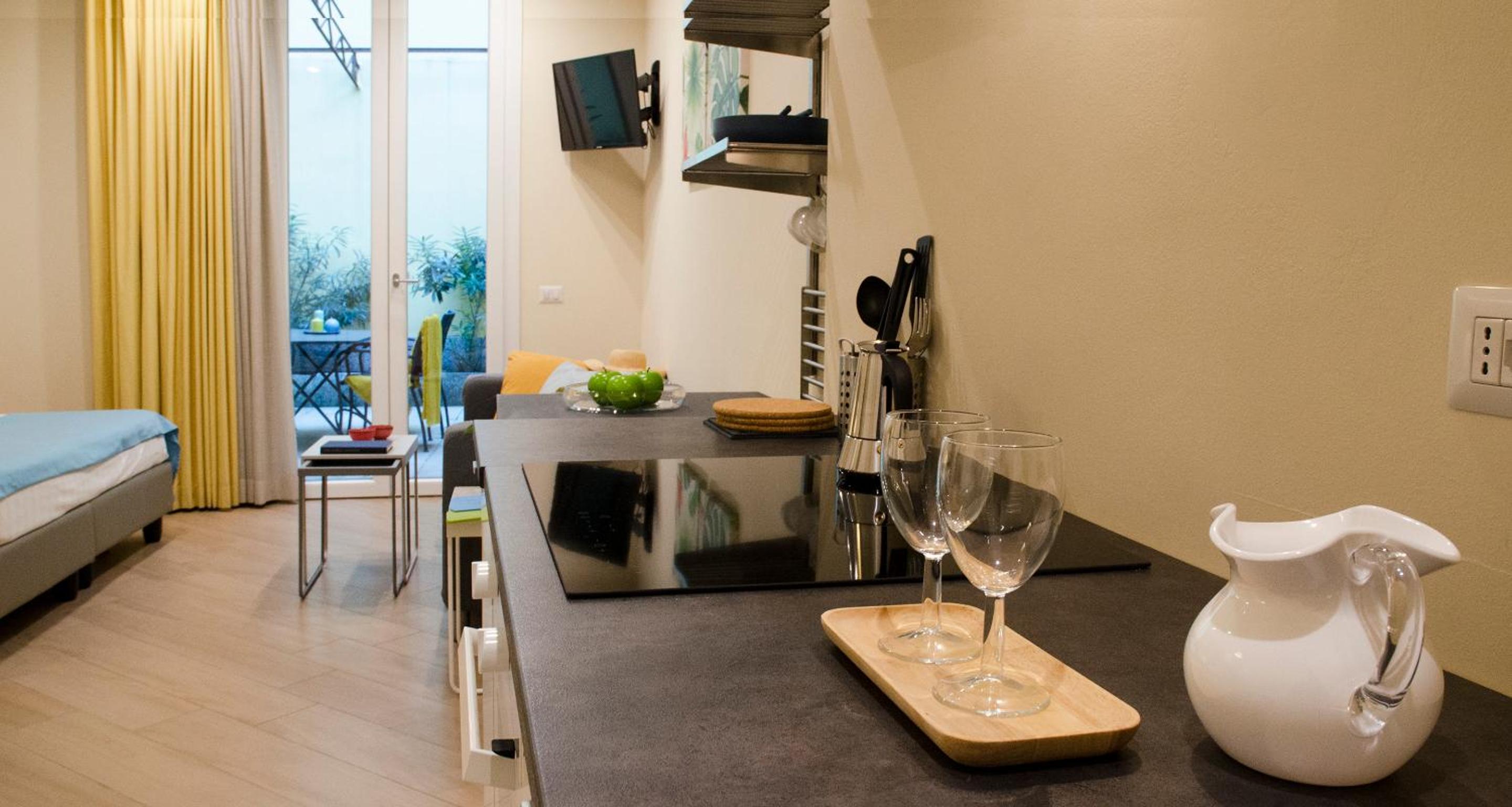 Suite with Terrace - Photo 25