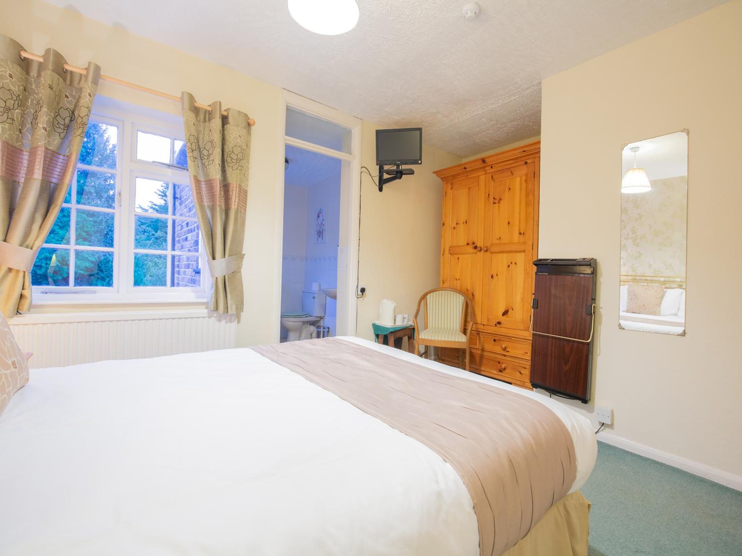 Standard Double Room - Photo 2