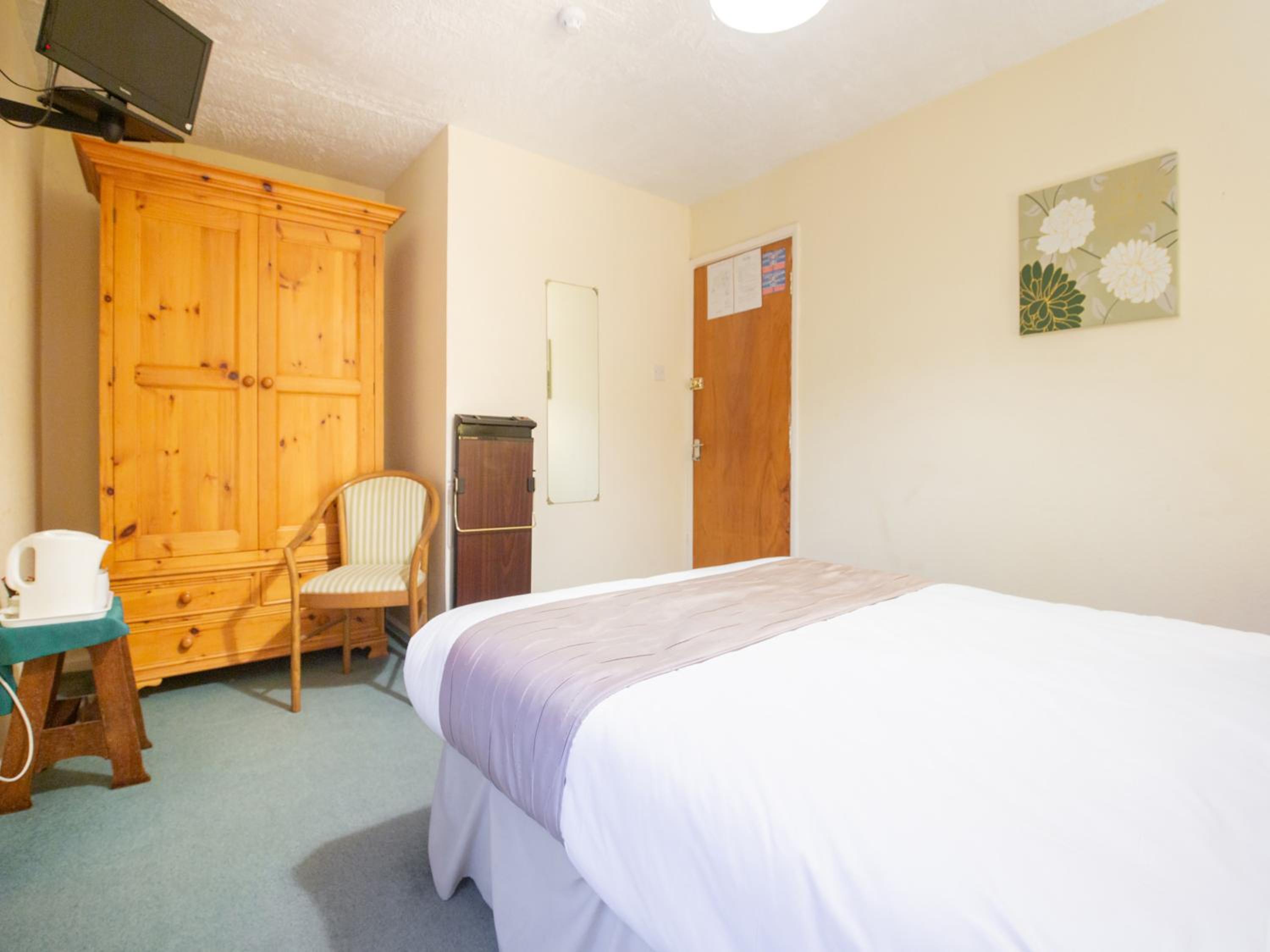 Standard Double Room - Photo 3