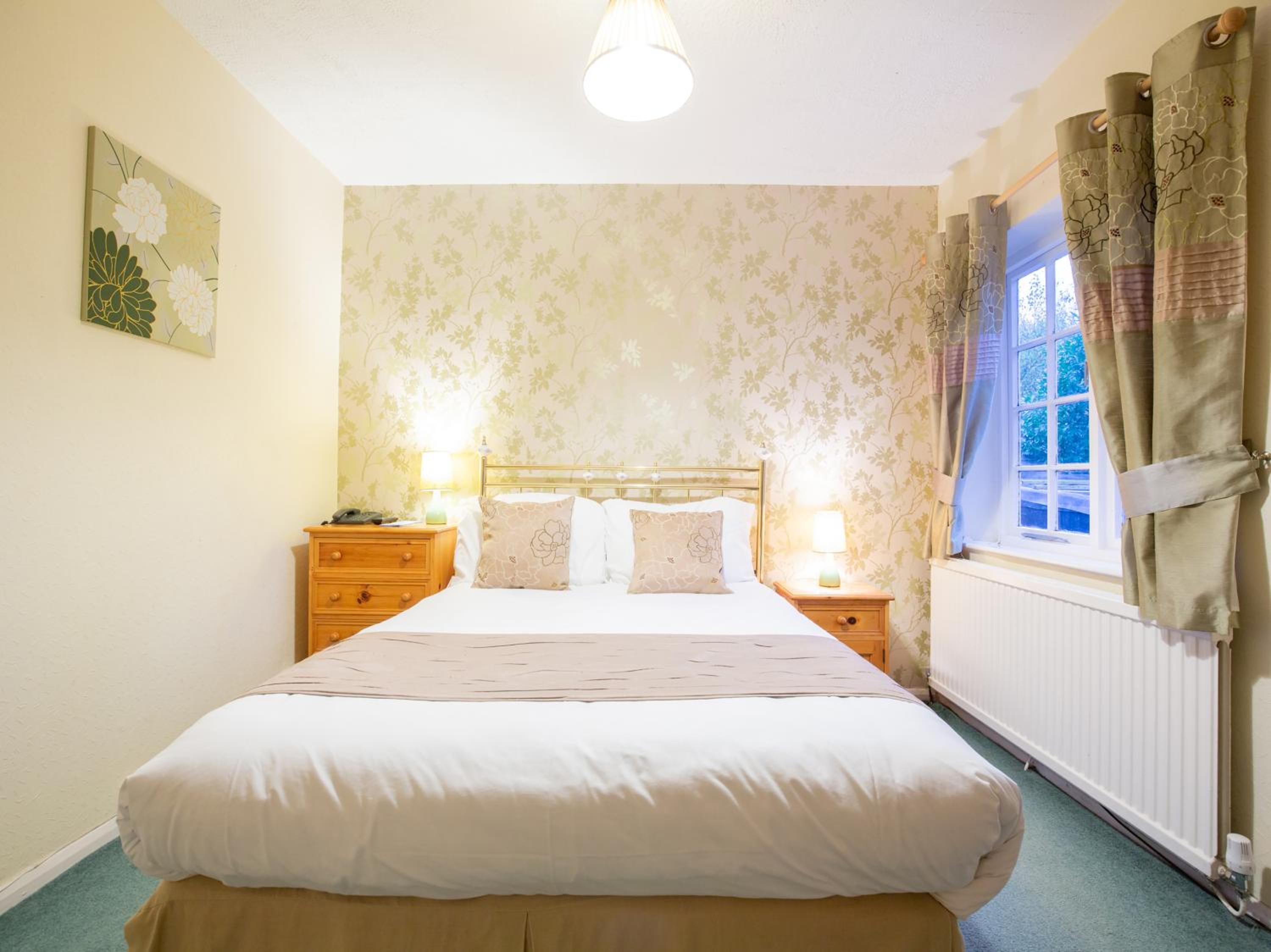 Standard Double Room - Photo 5