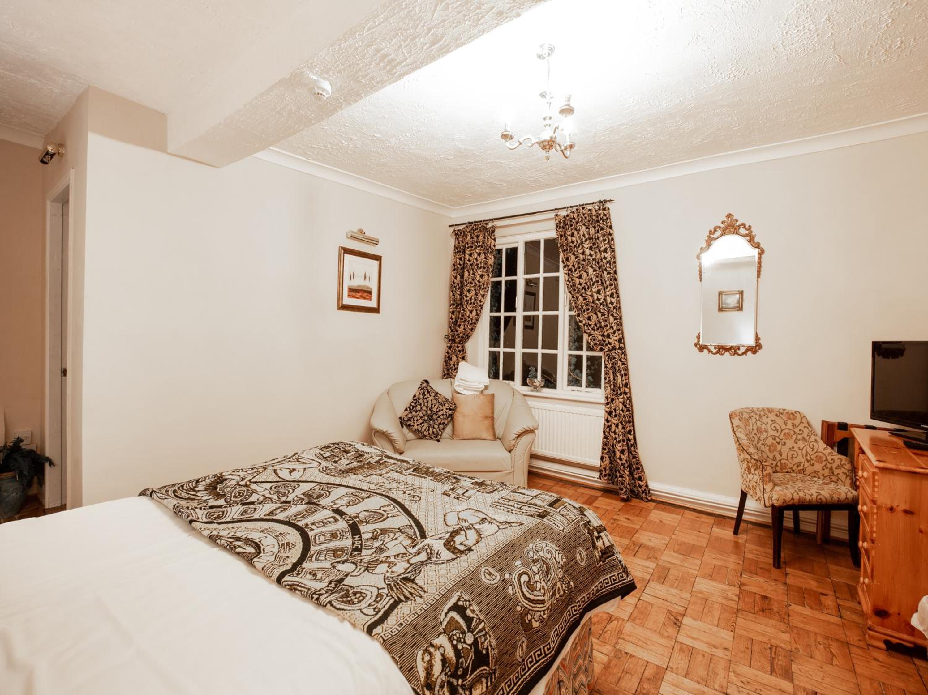 Superior Double Room - Photo 3
