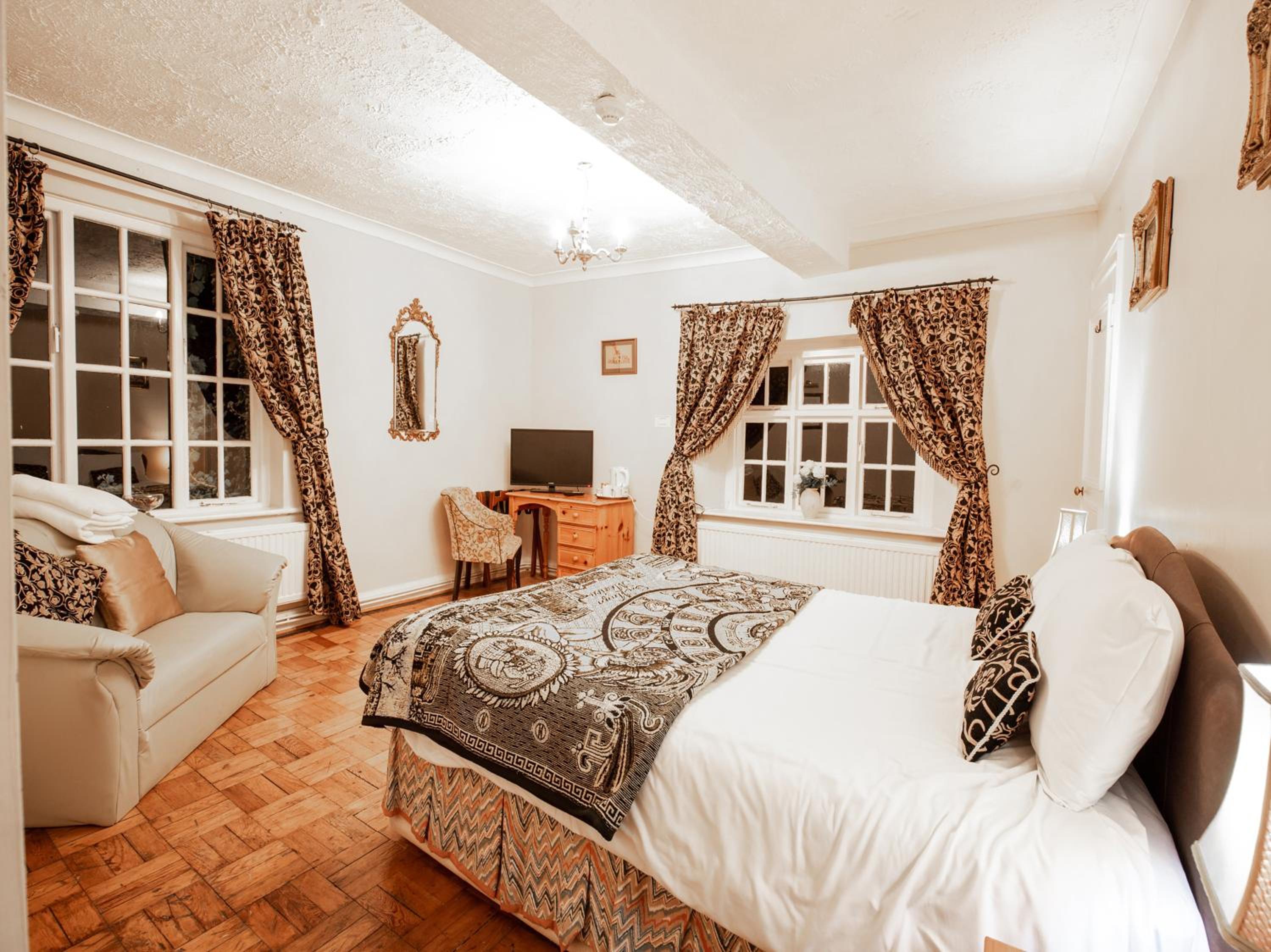 Standard Quad Room - Photo 5