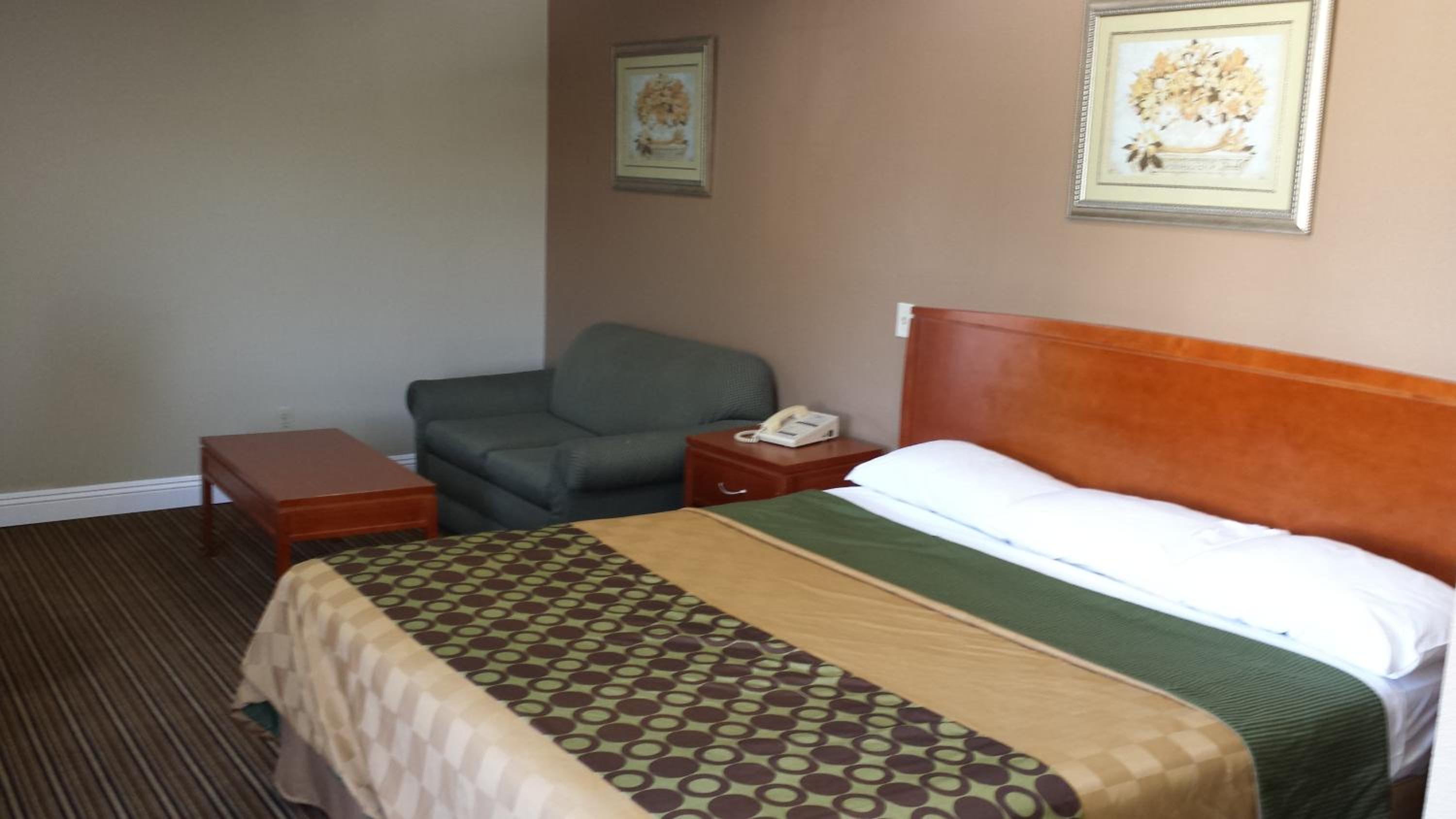 King Suite photo 3