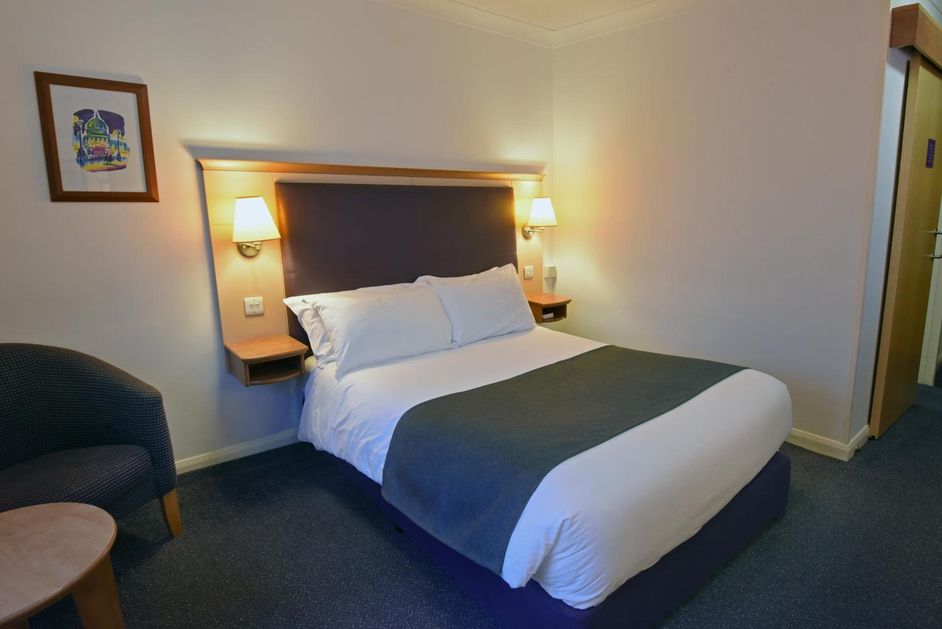 Standard Twin Room photo 3