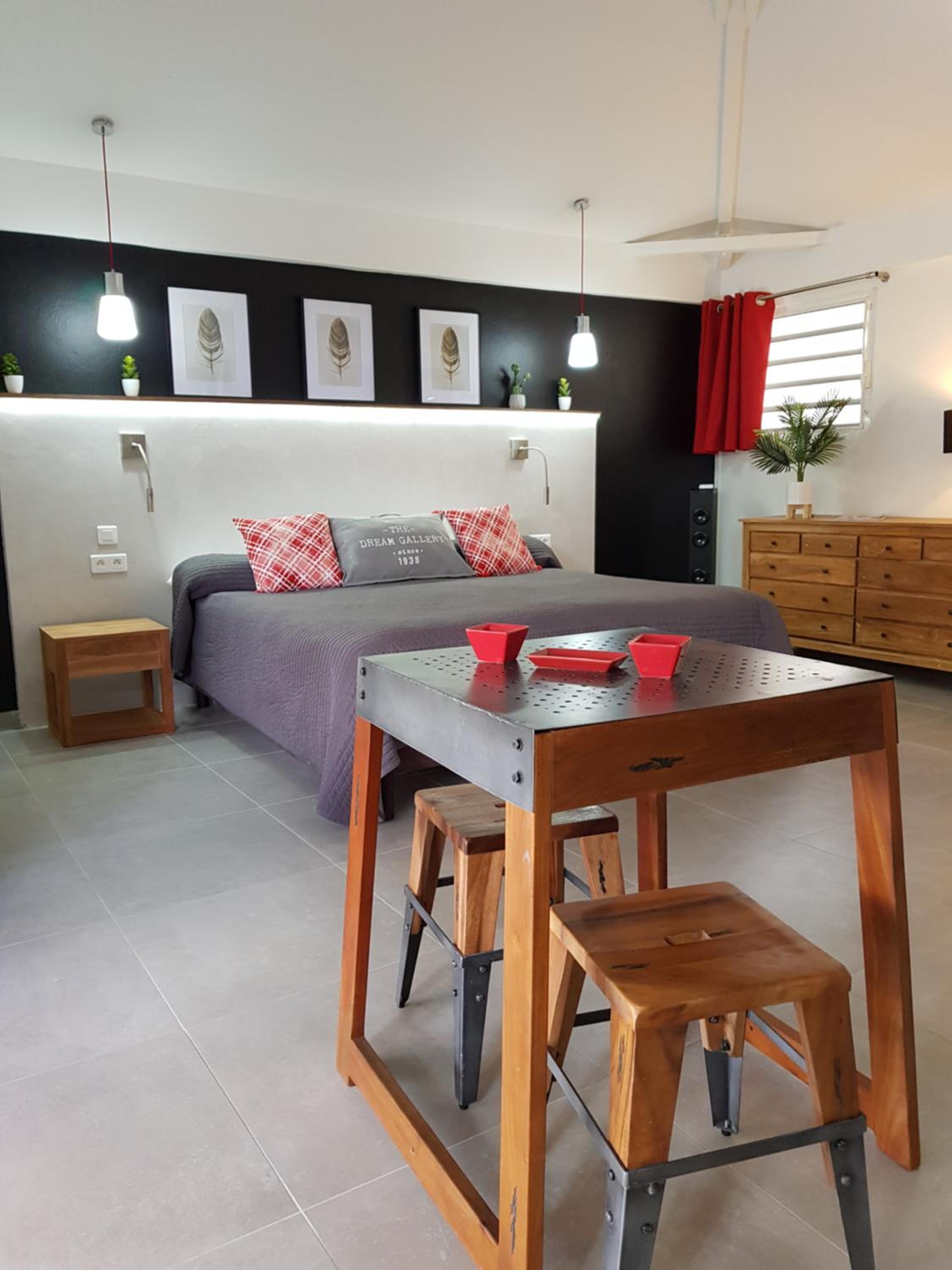 Bungalow with Sea View