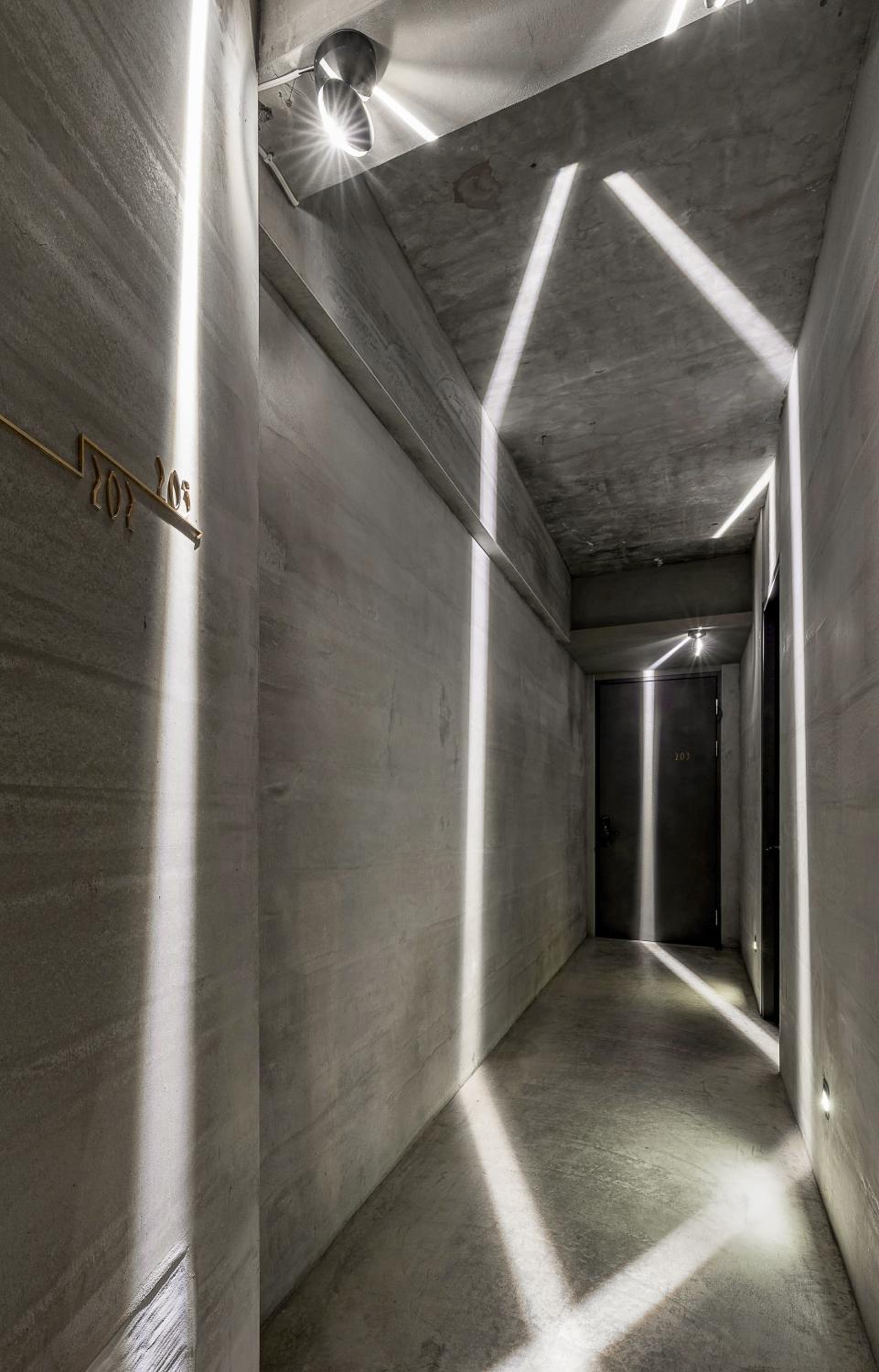 Quadruple Room - Photo 8