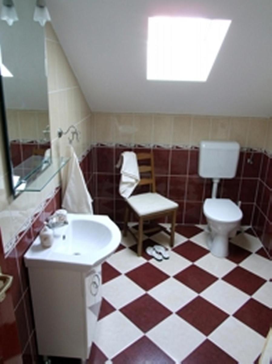 Family Studio - Photo 2