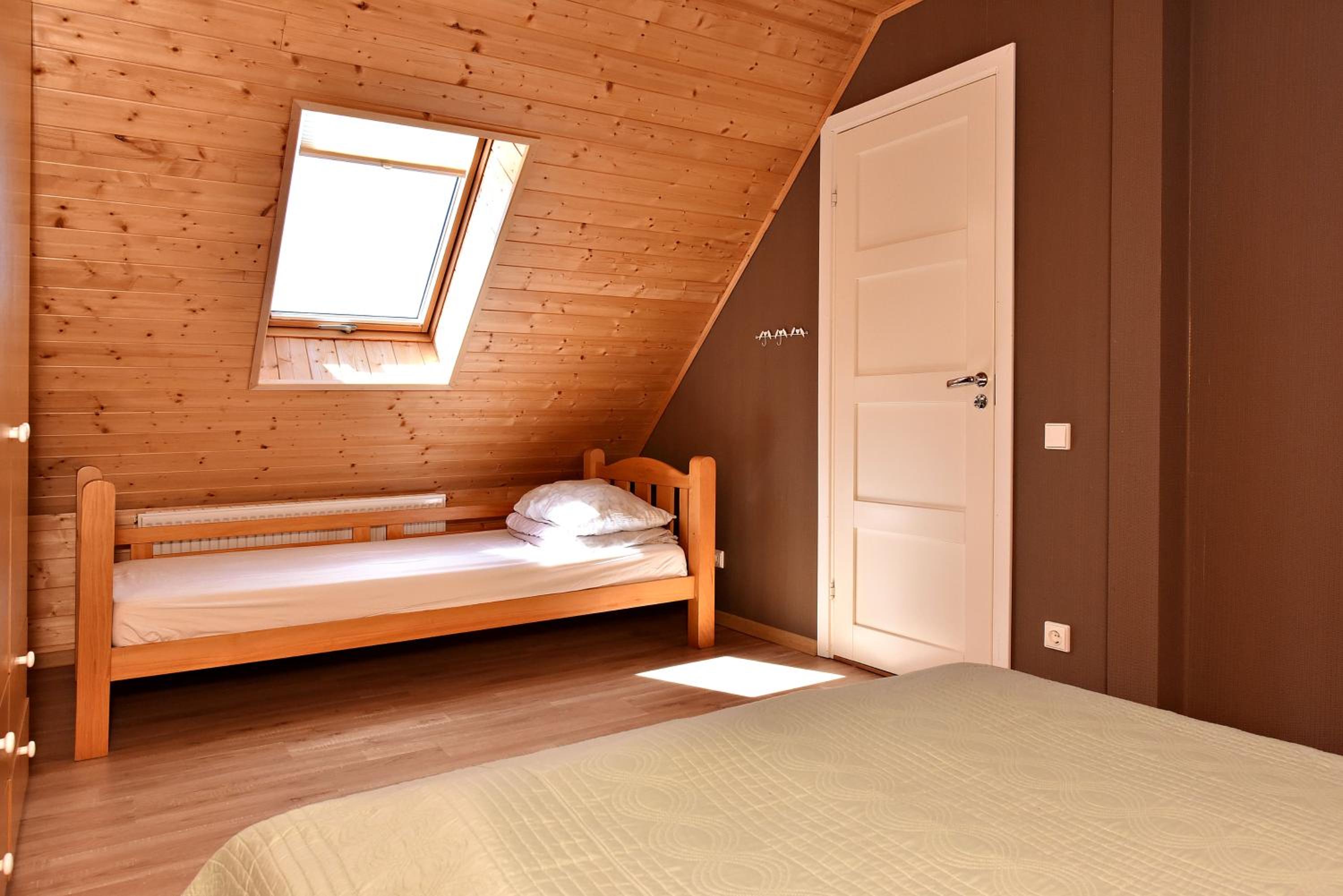 Two-Bedroom Cottage - Photo 14