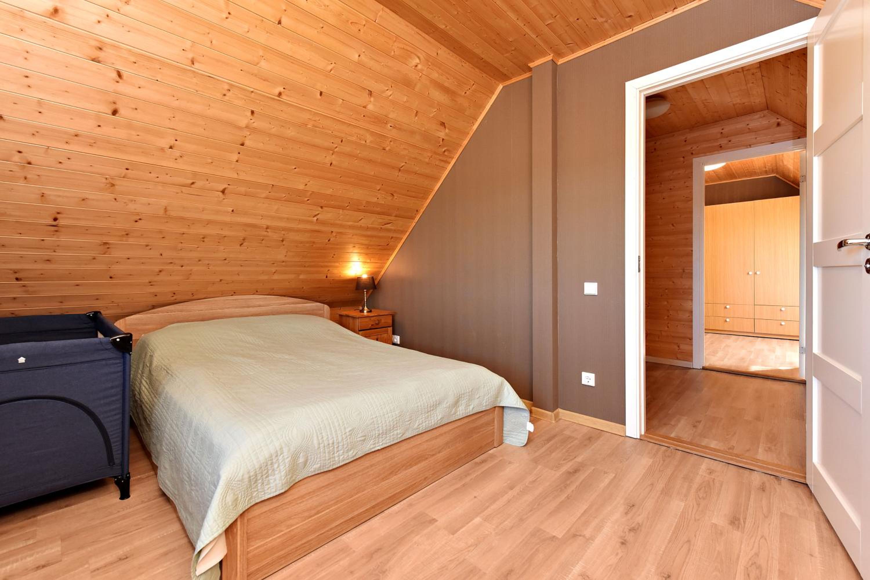 Two-Bedroom Cottage - Photo 13