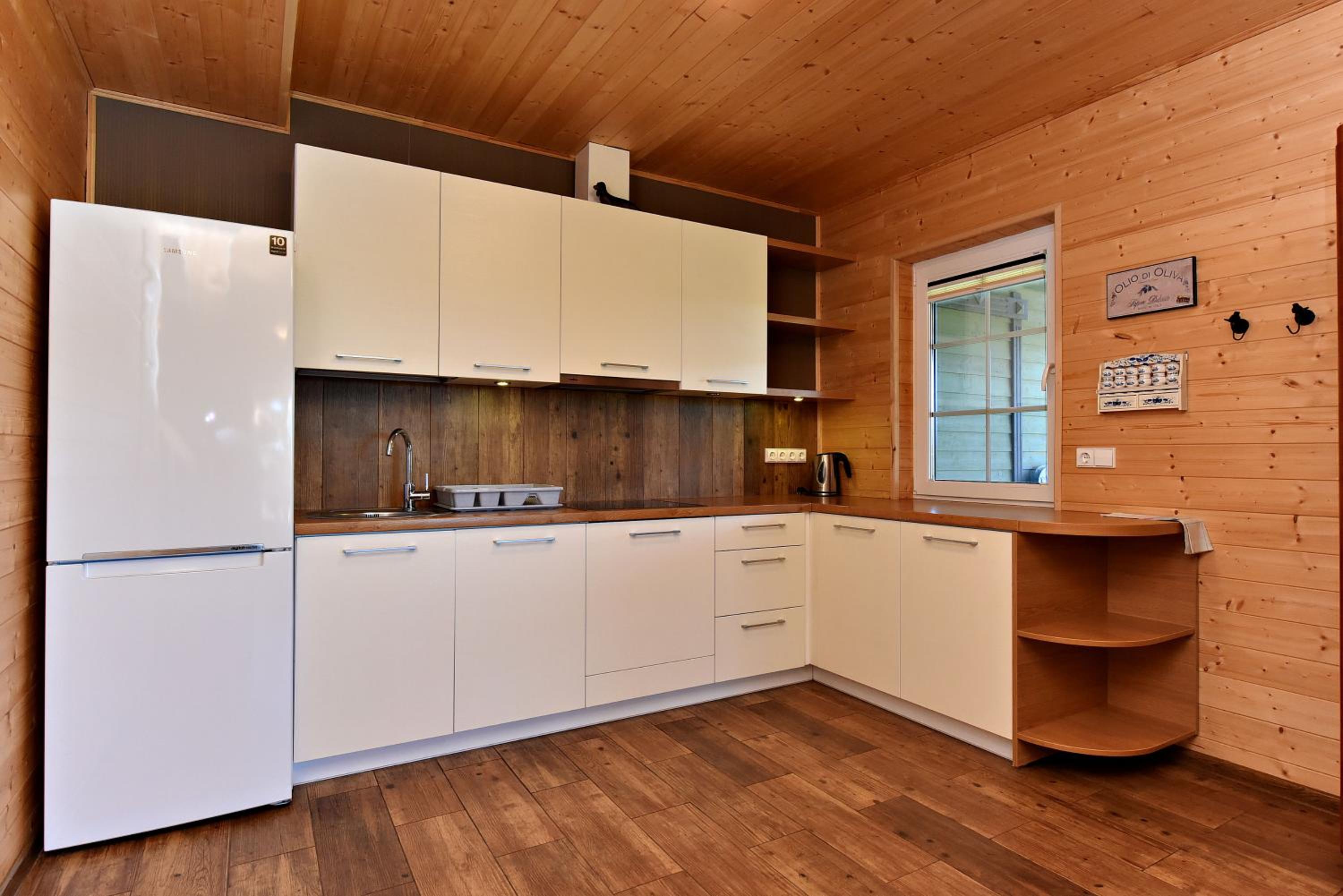 Two-Bedroom Cottage - Photo 20