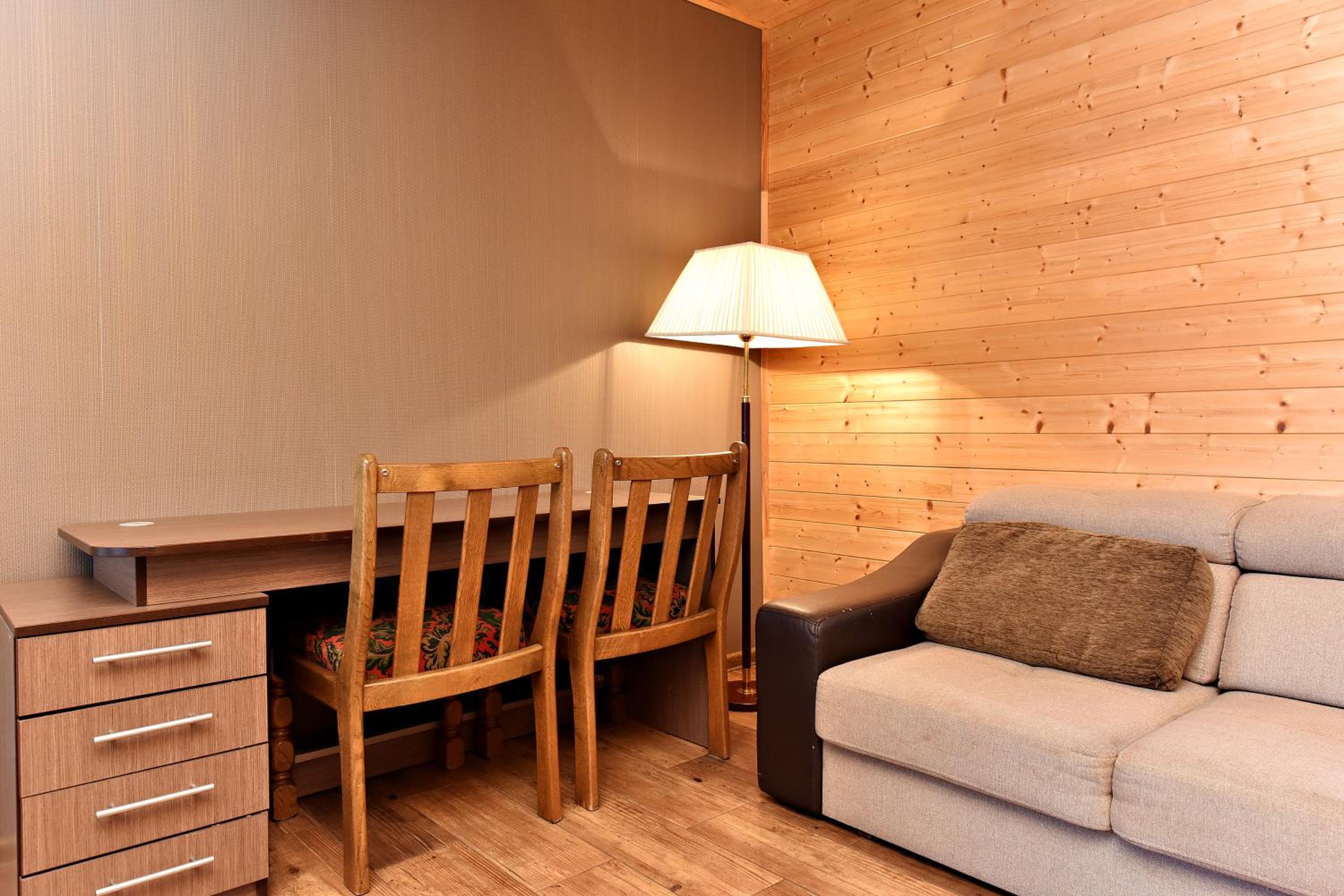 Two-Bedroom Cottage - Photo 1