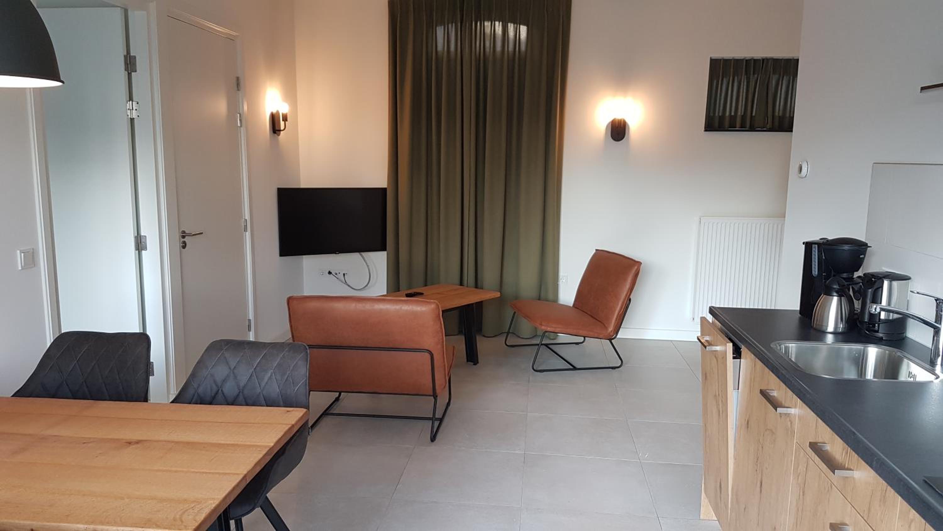 Apartment - Ground Floor photo 2