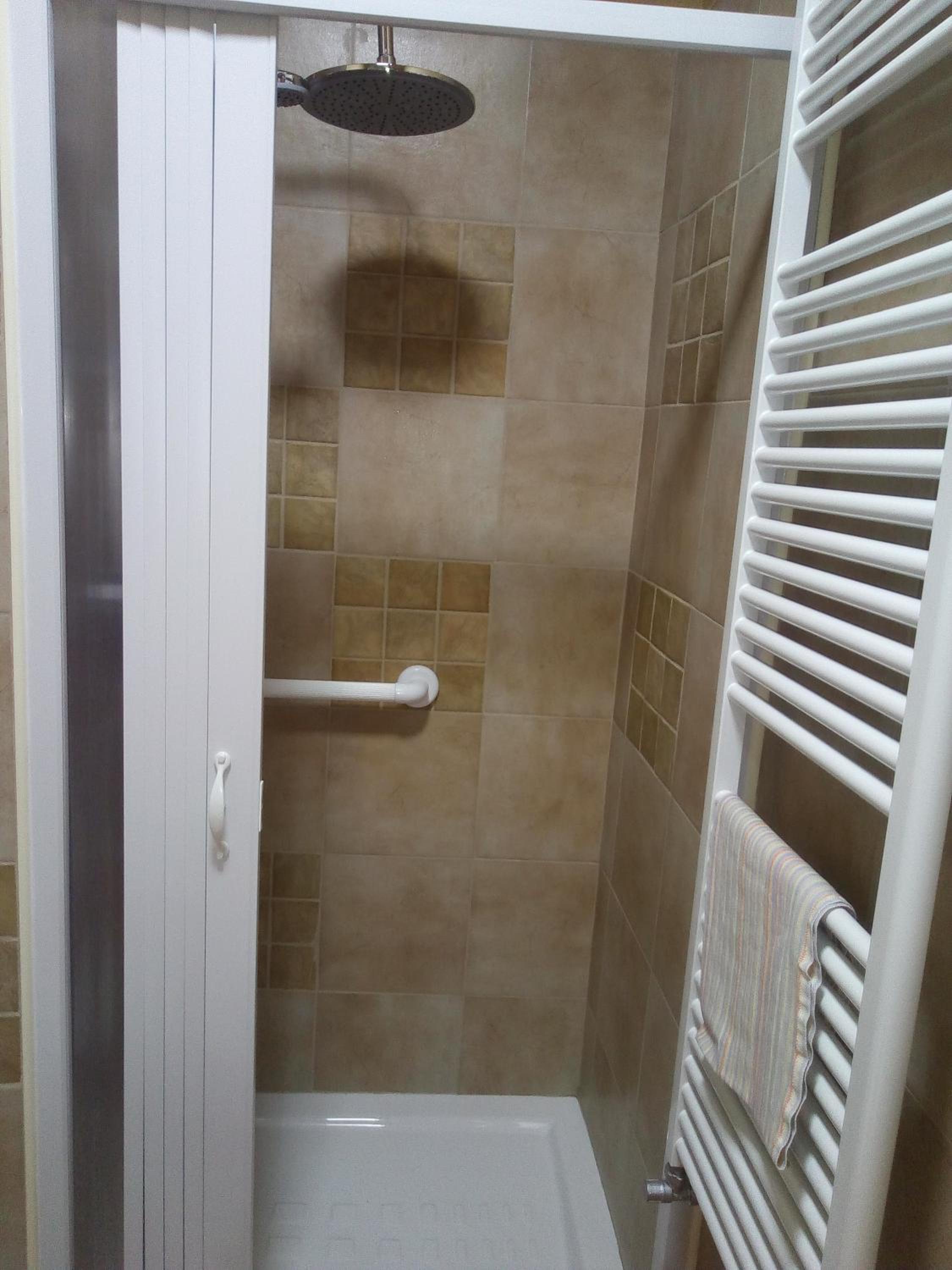 Large Double Room photo 1