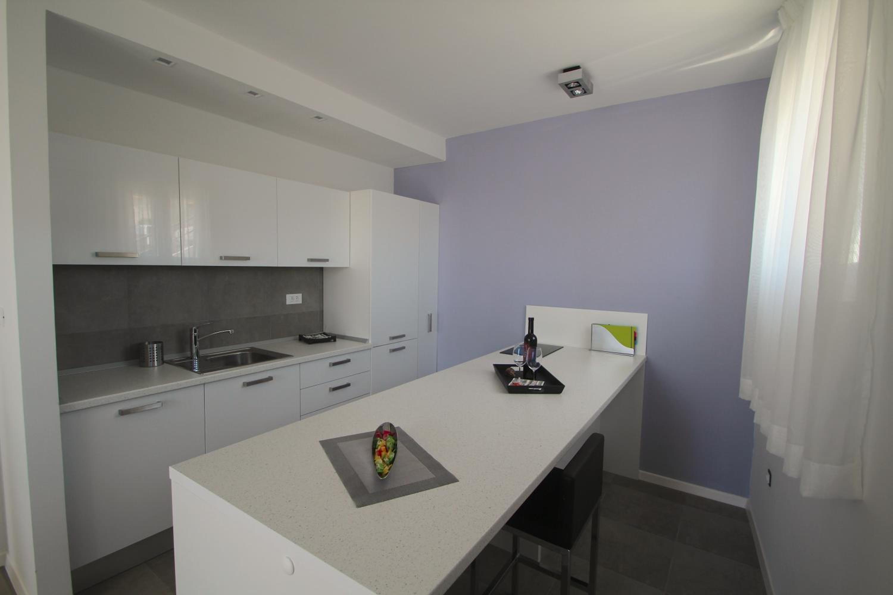 Two-Bedroom Apartment with Sea View photo 2