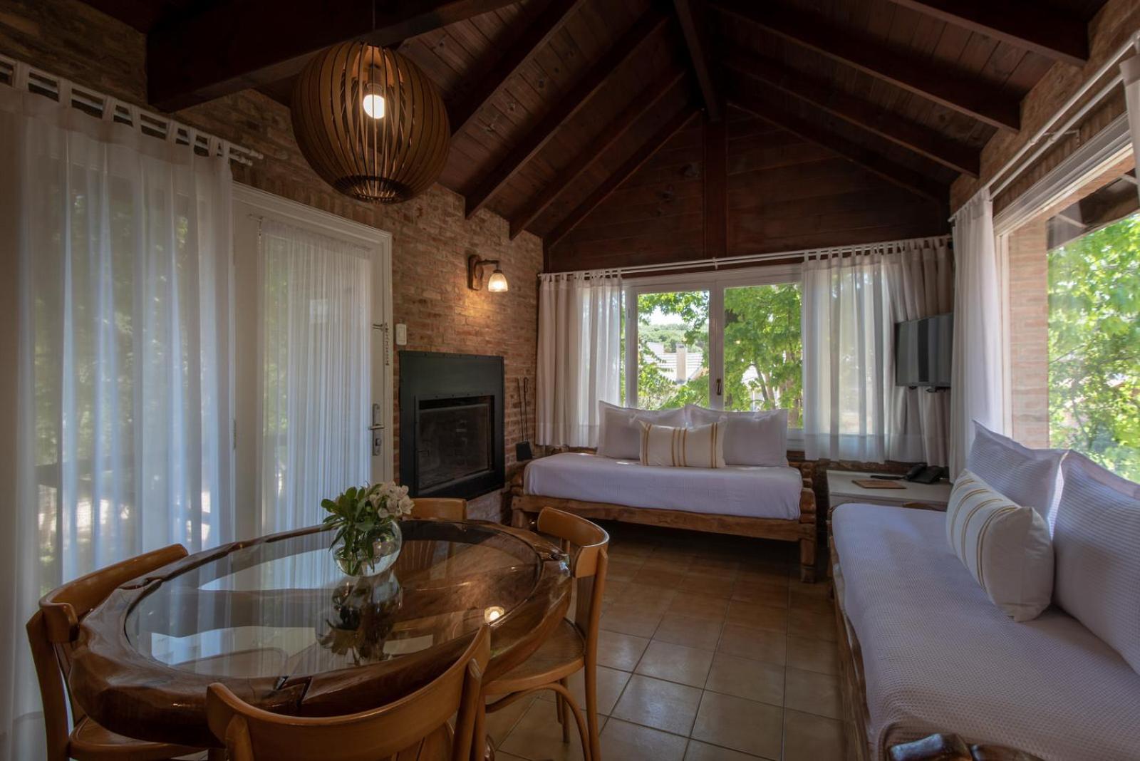 One-Bedroom Bungalow photo 2