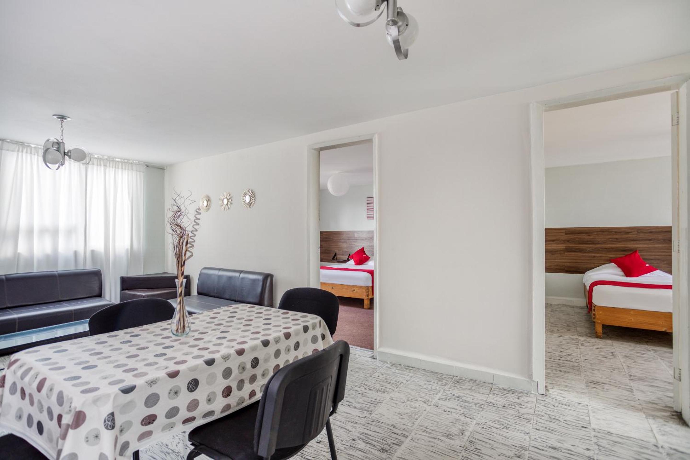 Family Room photo 1