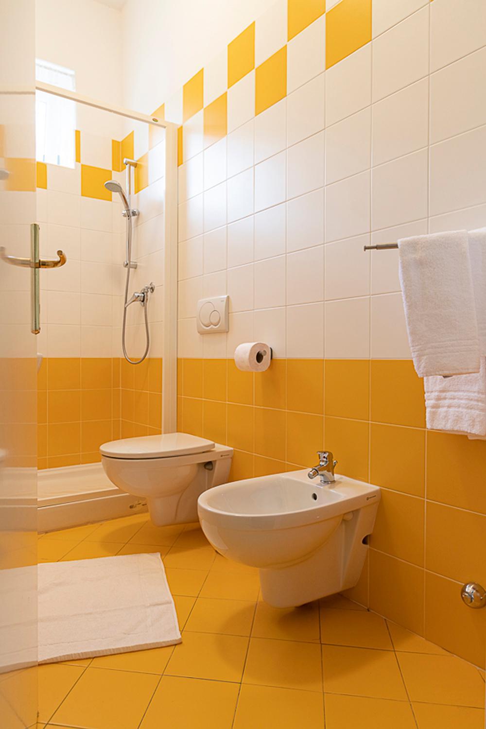 Standard Double Room - Photo 5