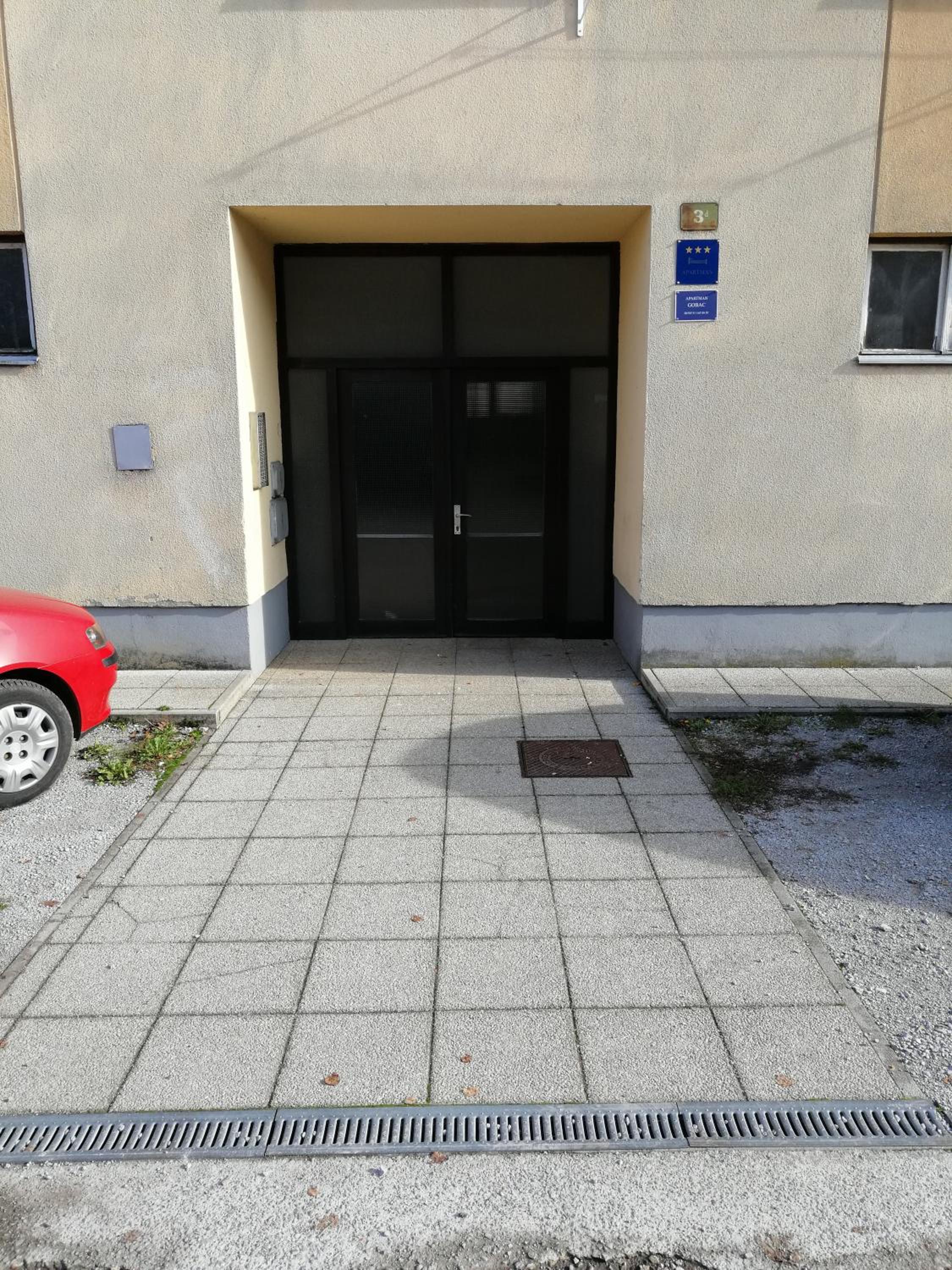 One-Bedroom Apartment - Photo 21