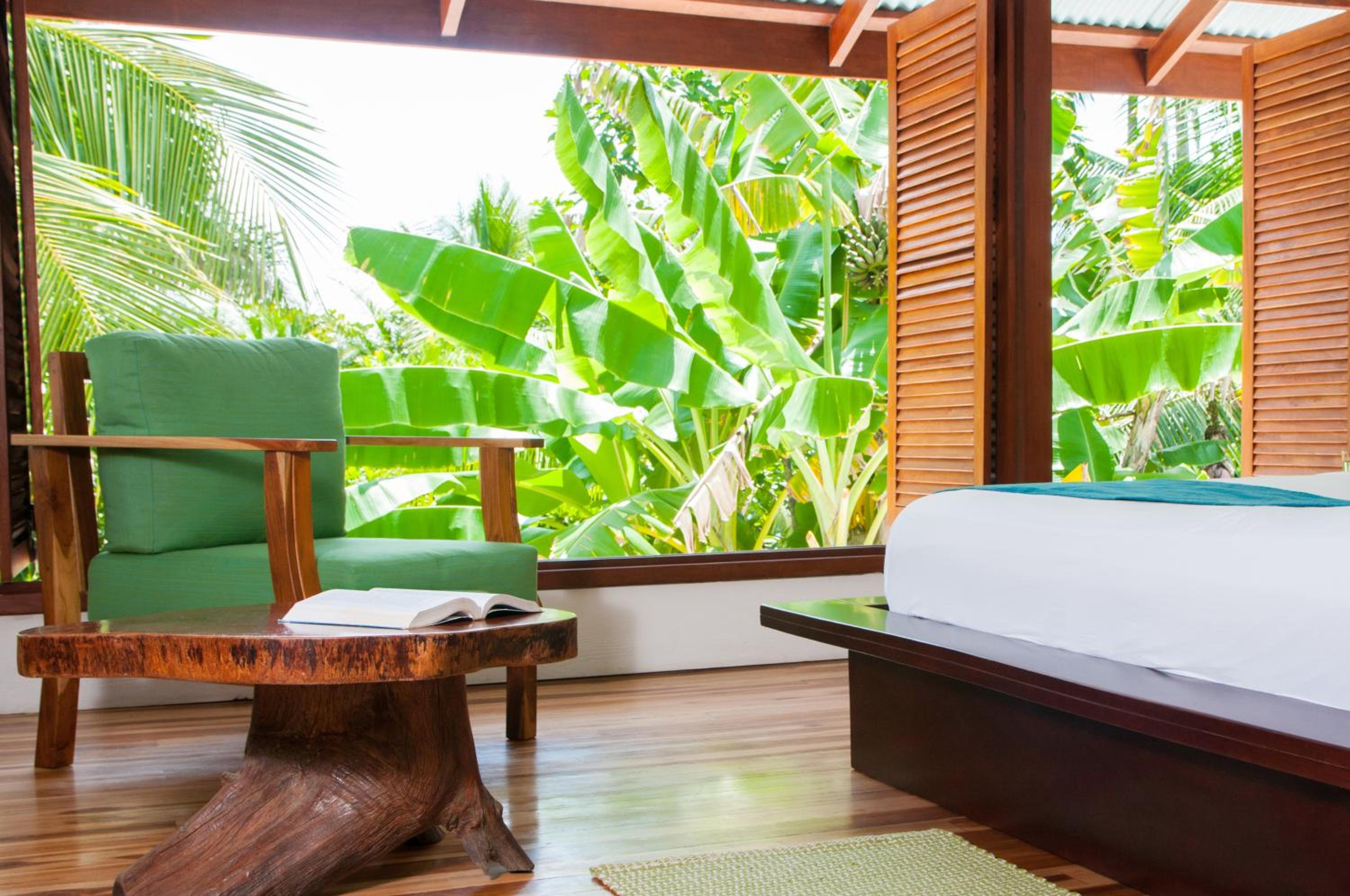 Deluxe Bungalow with Sea View