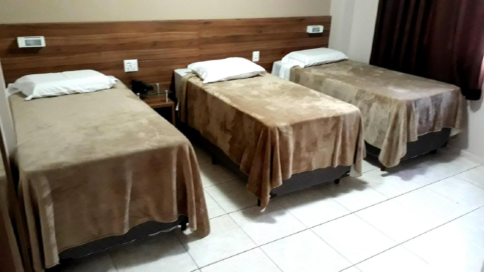 Deluxe Triple Room - Photo 5