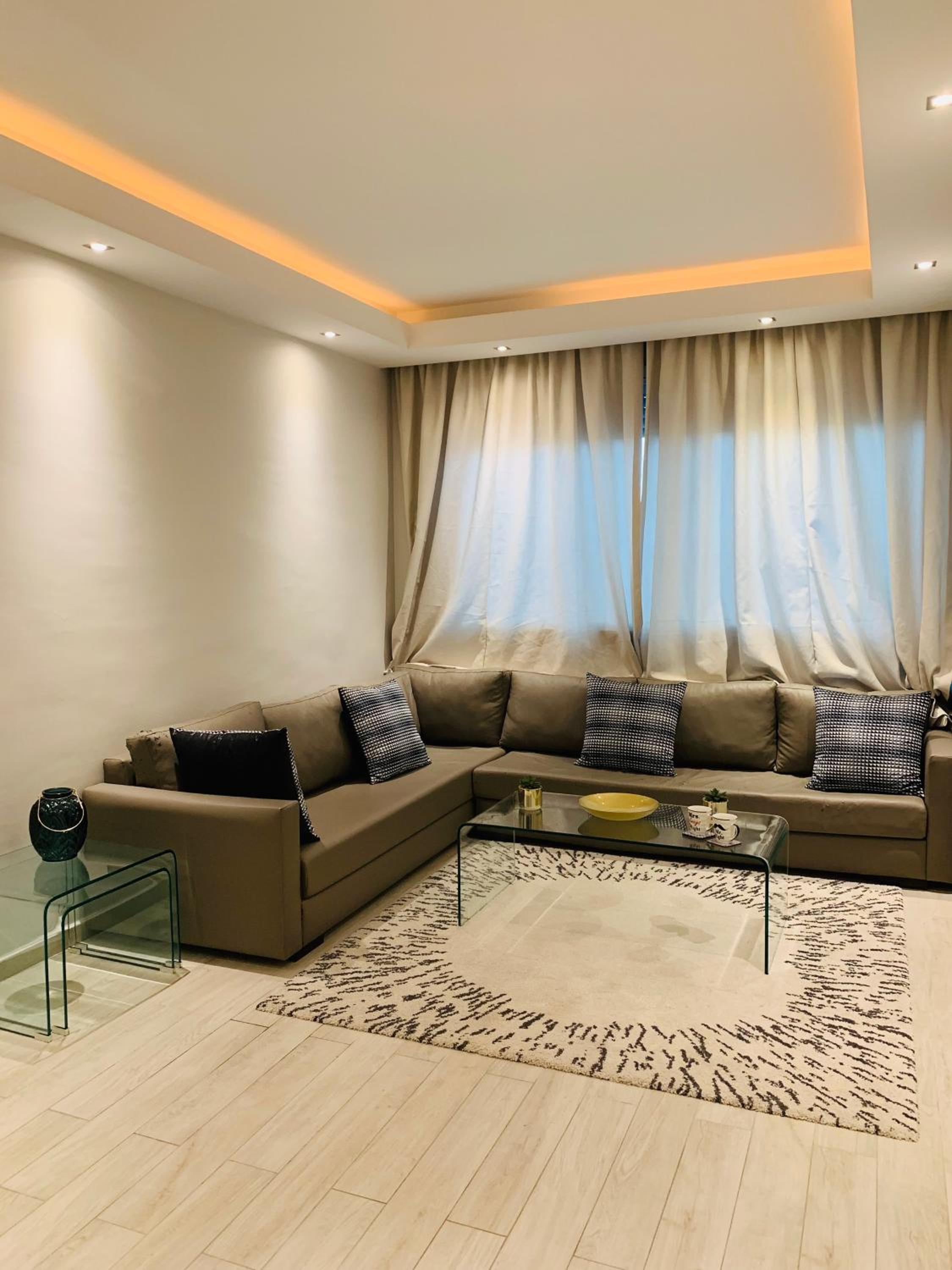 One-Bedroom Apartment - Photo 1