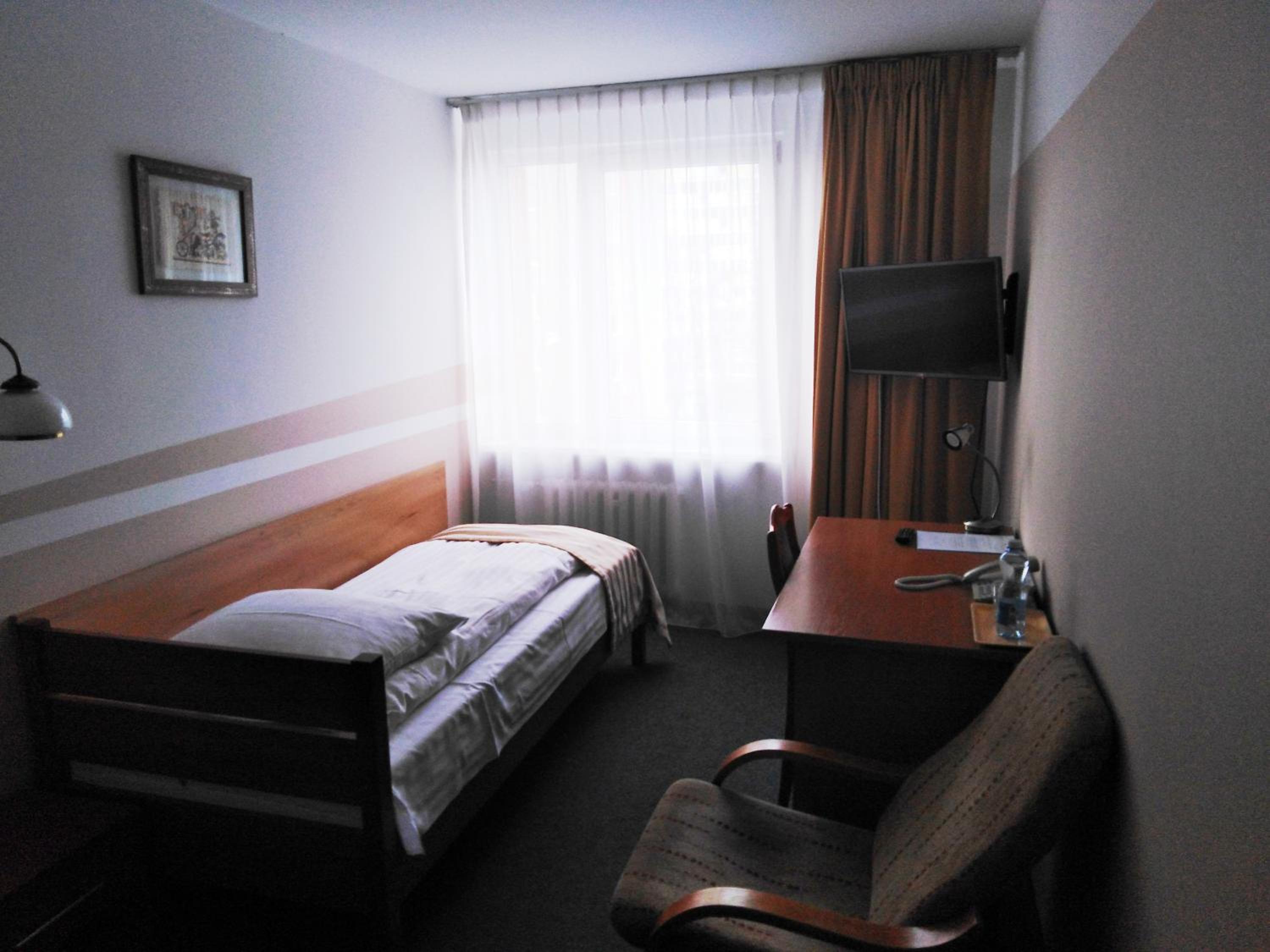 Single Room photo 3