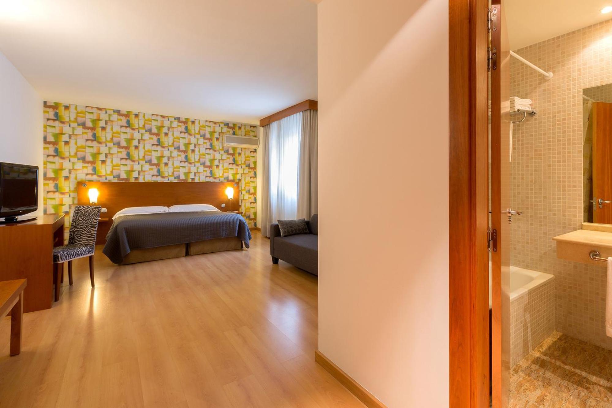 Queen Room - Photo 3