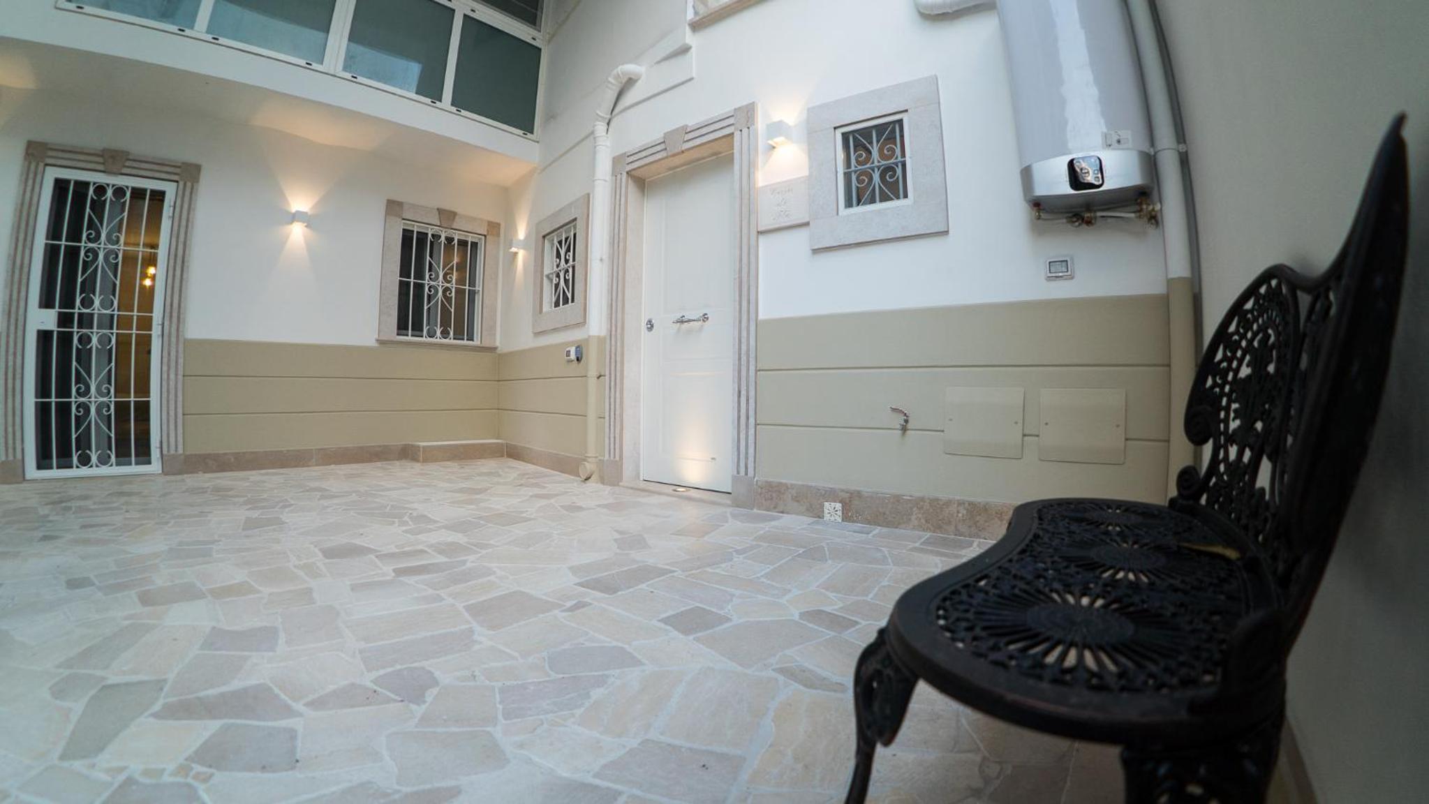Apartment - Photo 38