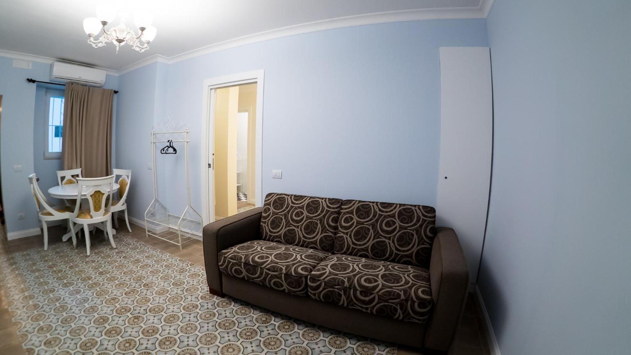 Apartment - Photo 45