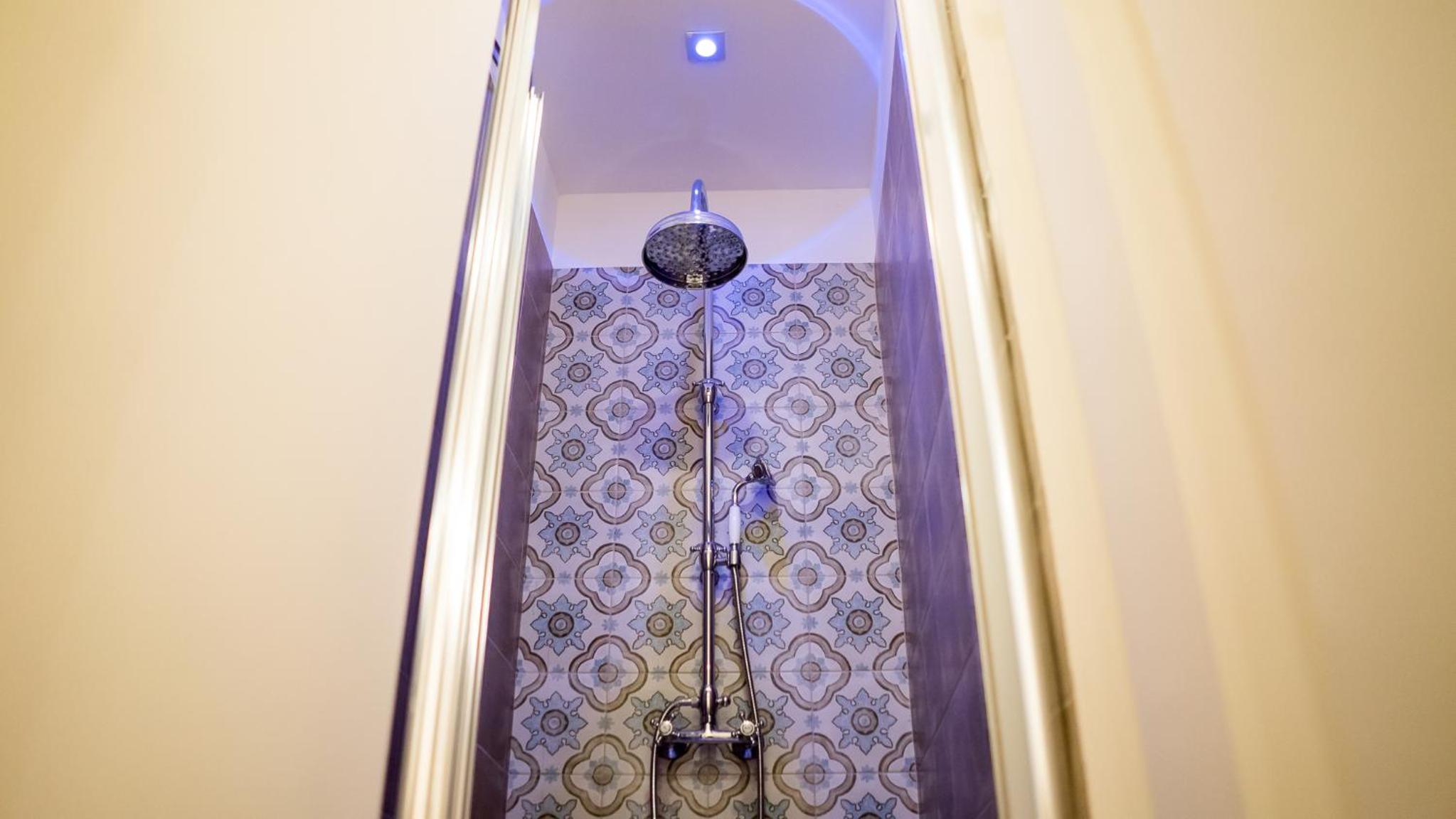Apartment - Photo 8