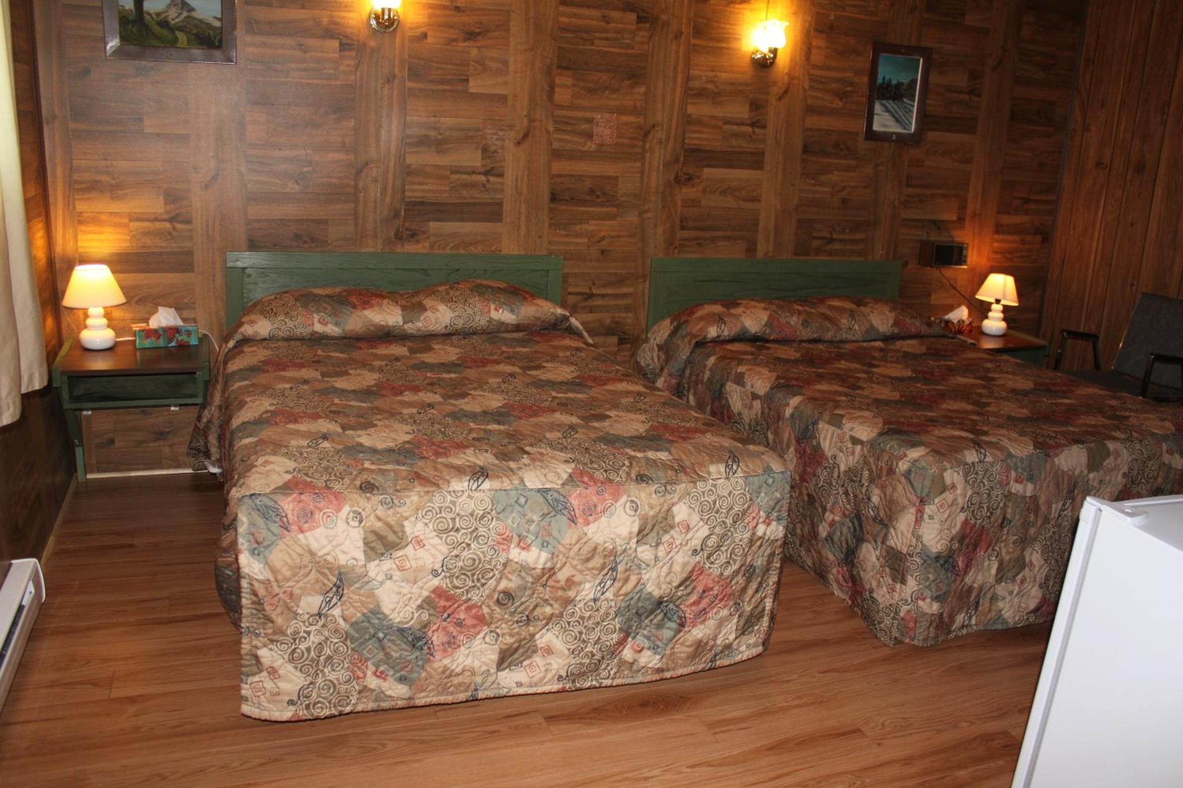 Double Room with Two Double Beds - Non-Smoking photo 2