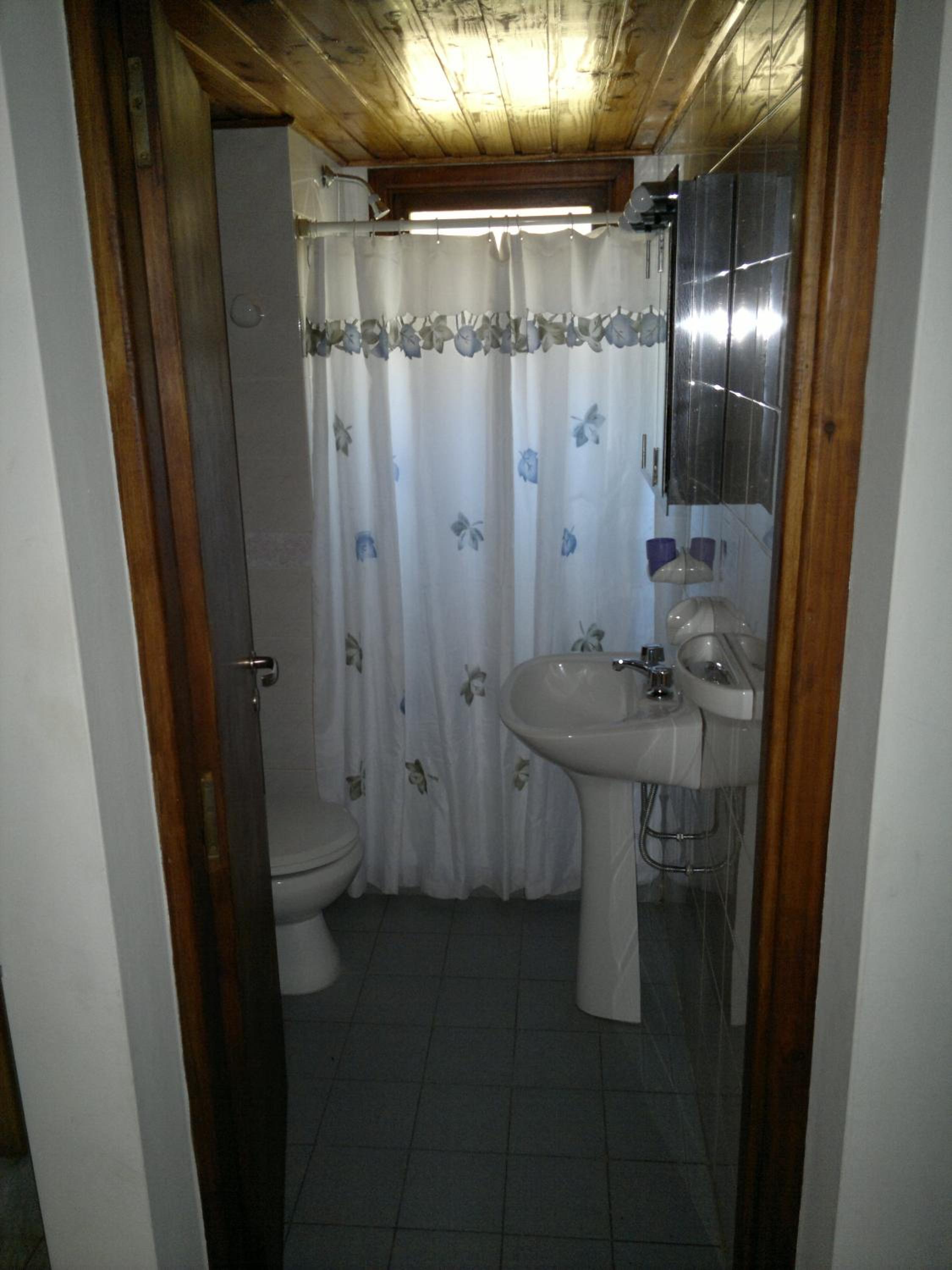 Three-Bedroom Bungalow photo 3