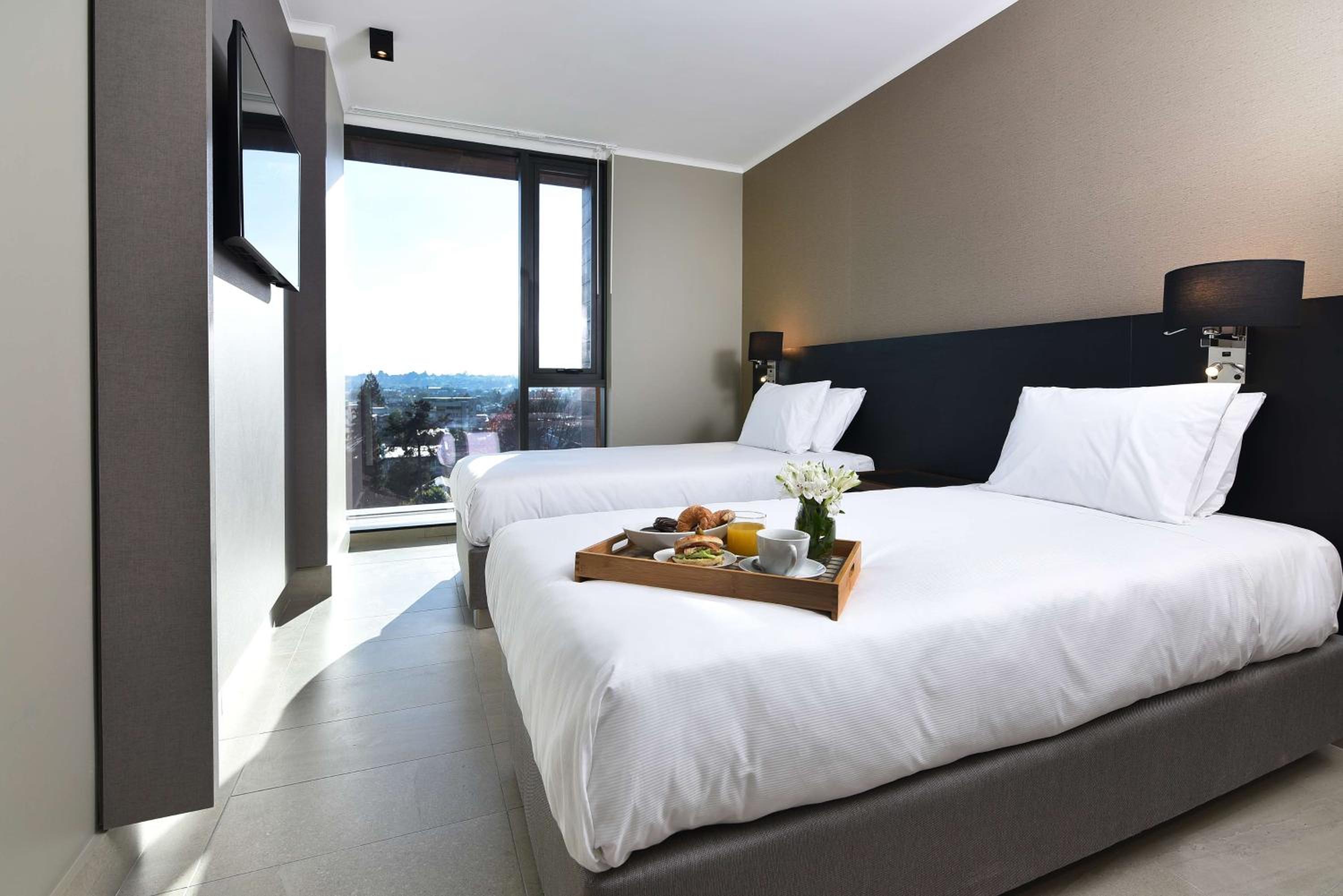 Standard Twin Room - Photo 5