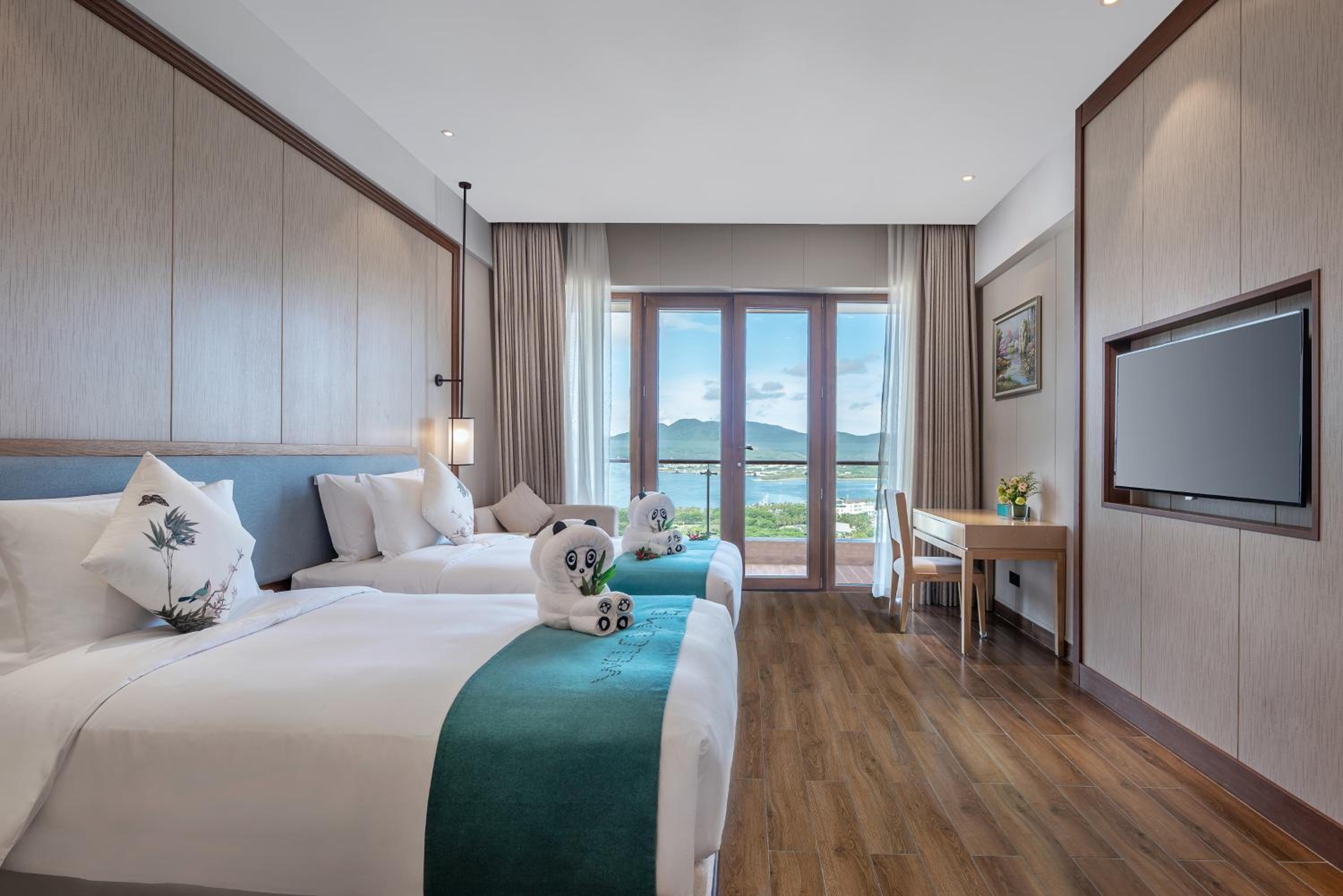 Superior Ocean View Room