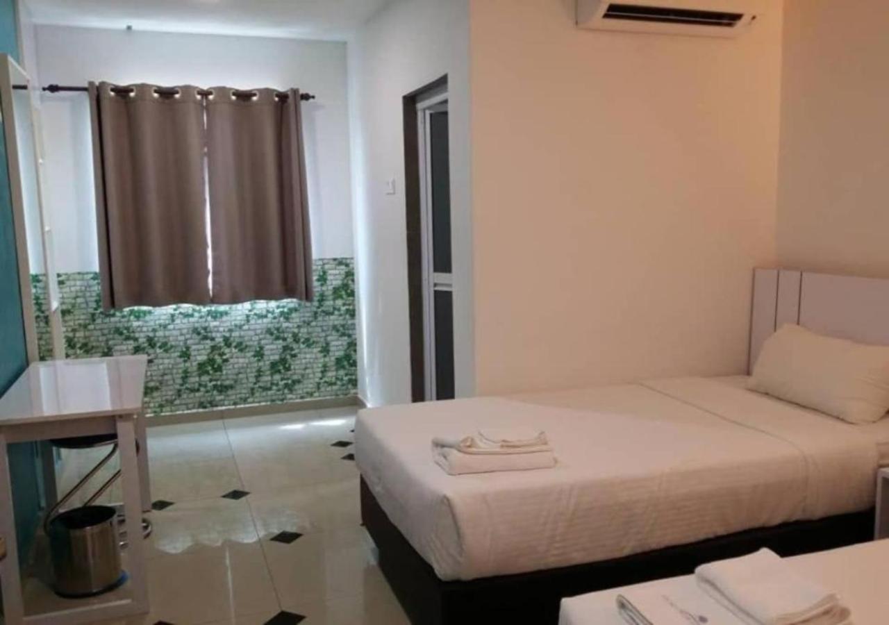 Deluxe Twin Room photo 2