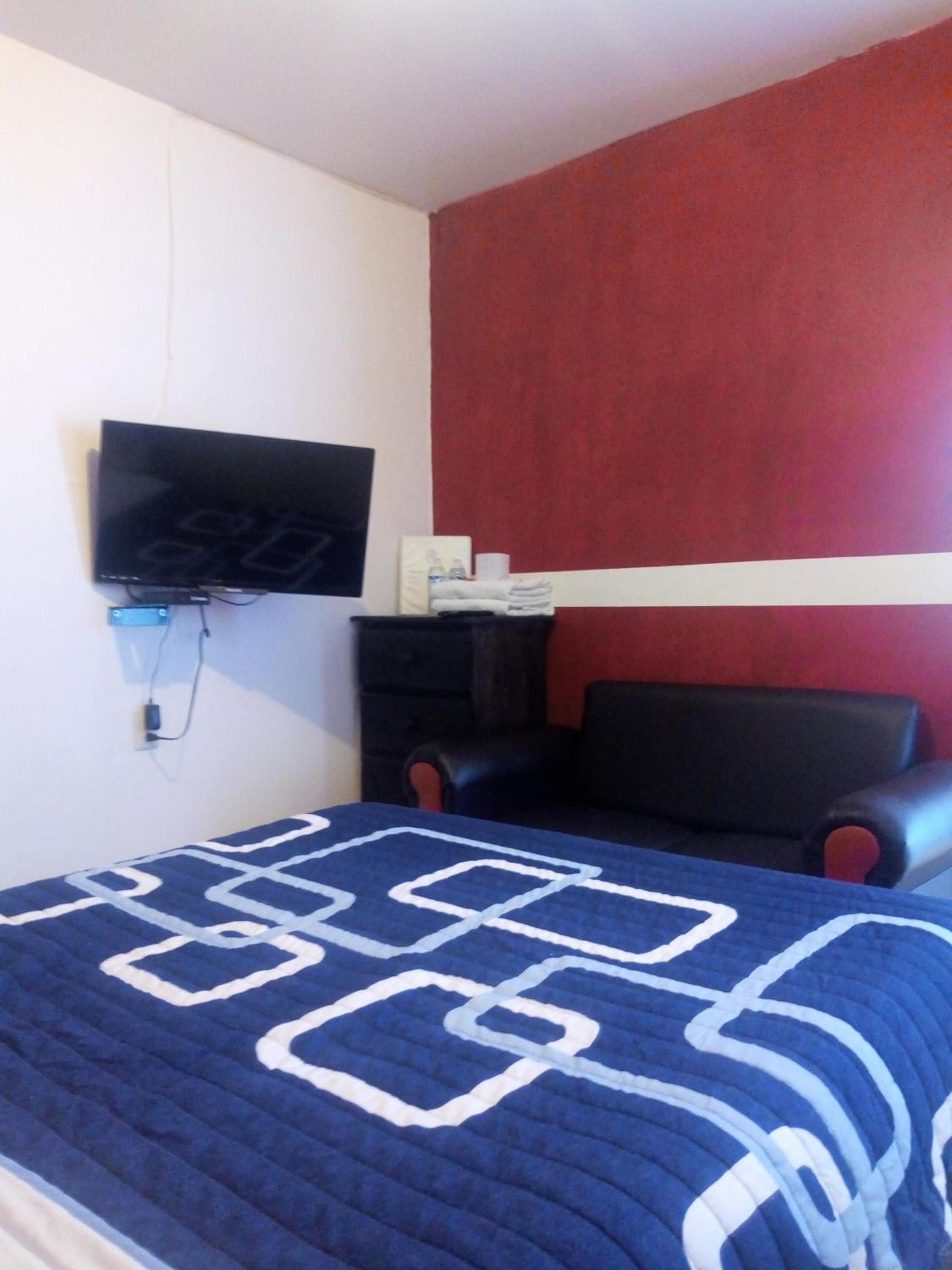 Standard Double Room - Photo 19