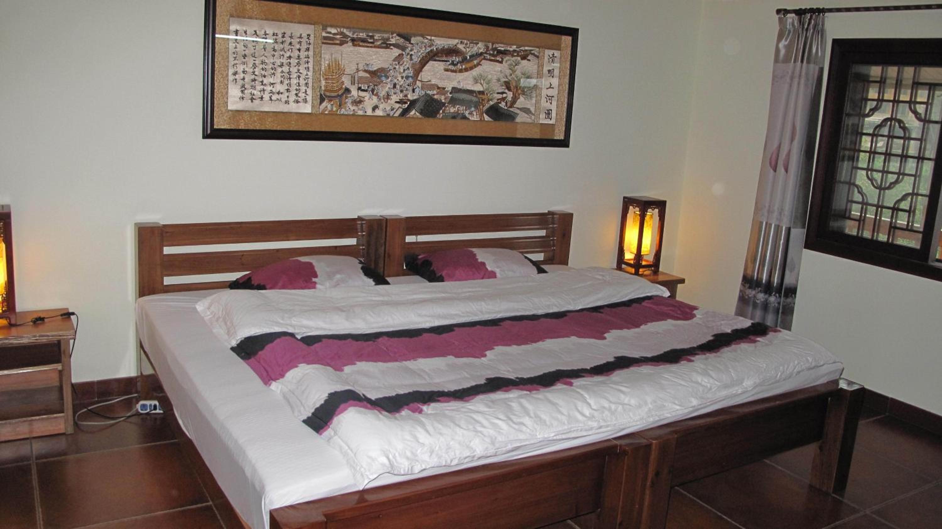 Deluxe Queen Room with View photo 3