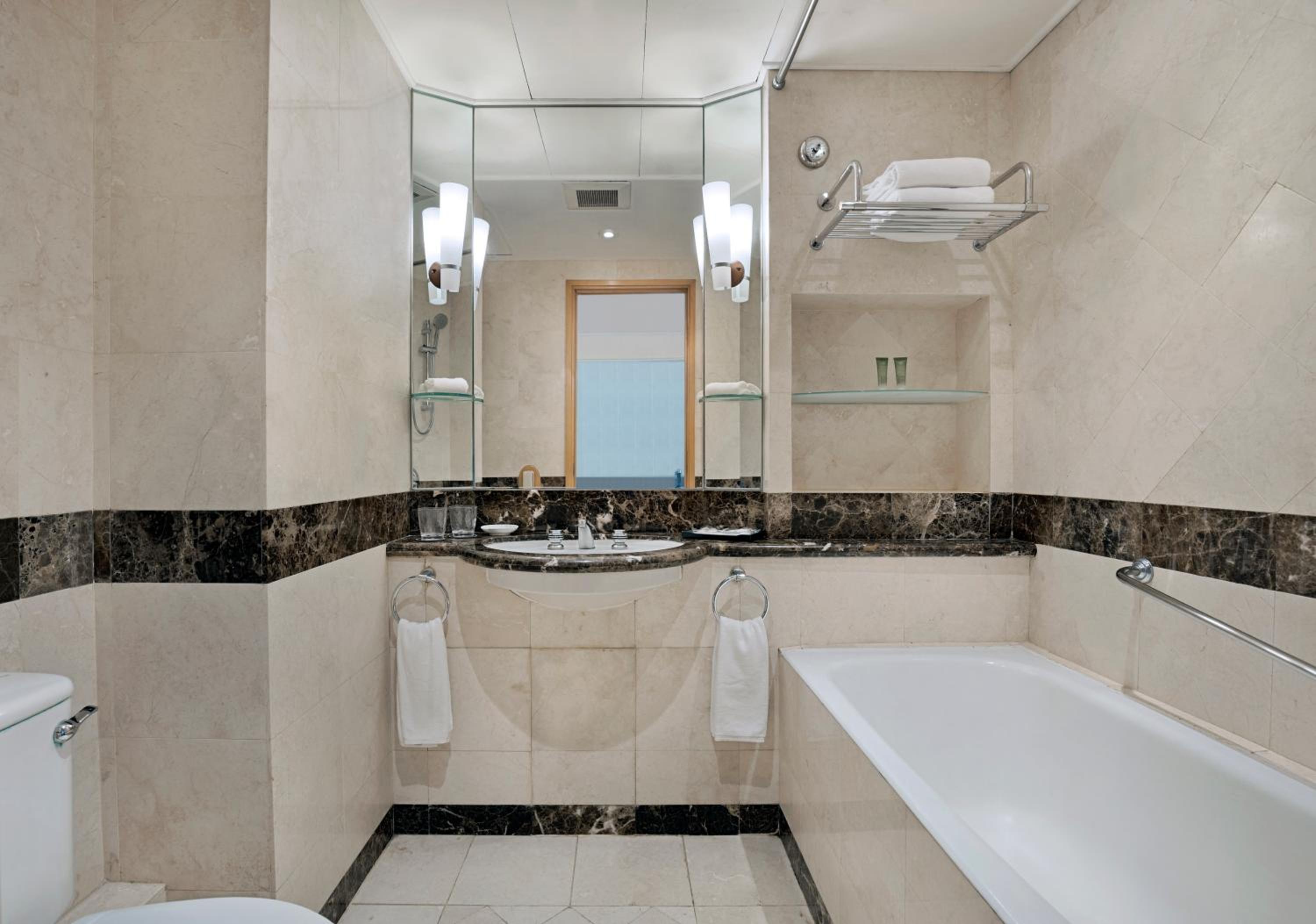 Superior Double or Twin Room photo 2
