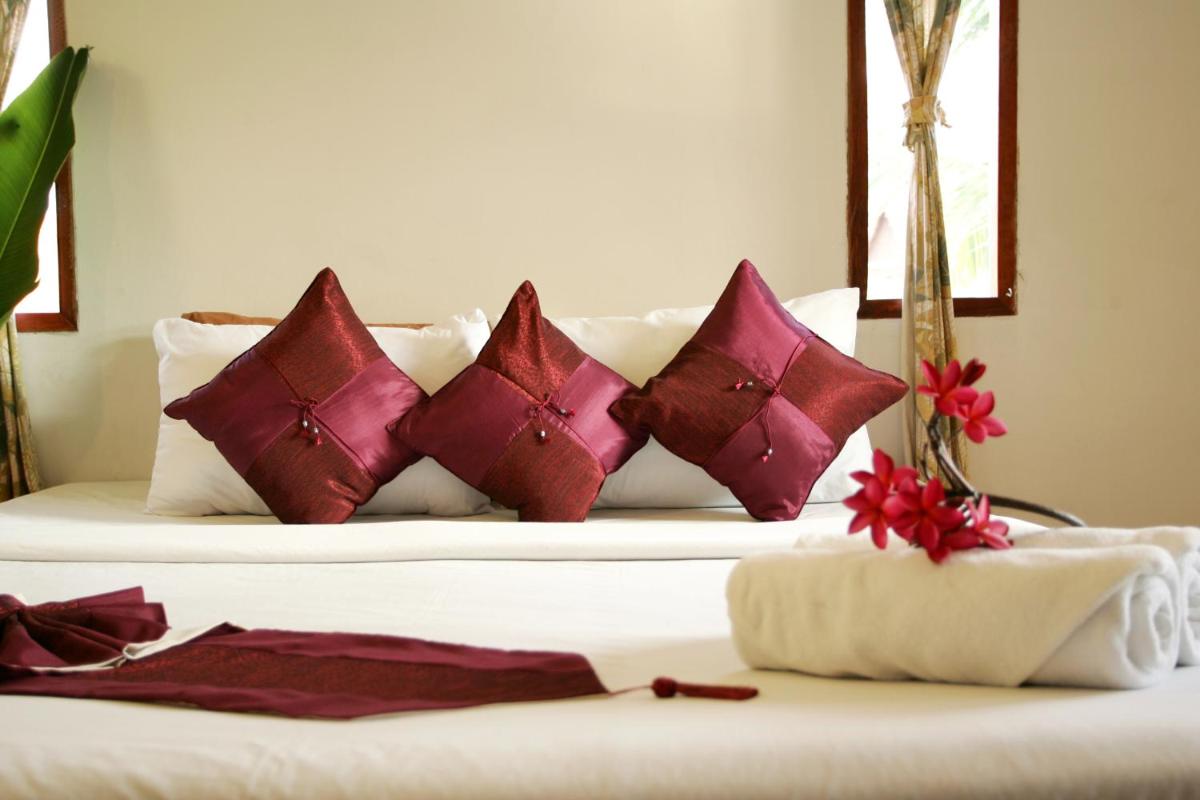 Two-Bedroom Deluxe Suite photo 1