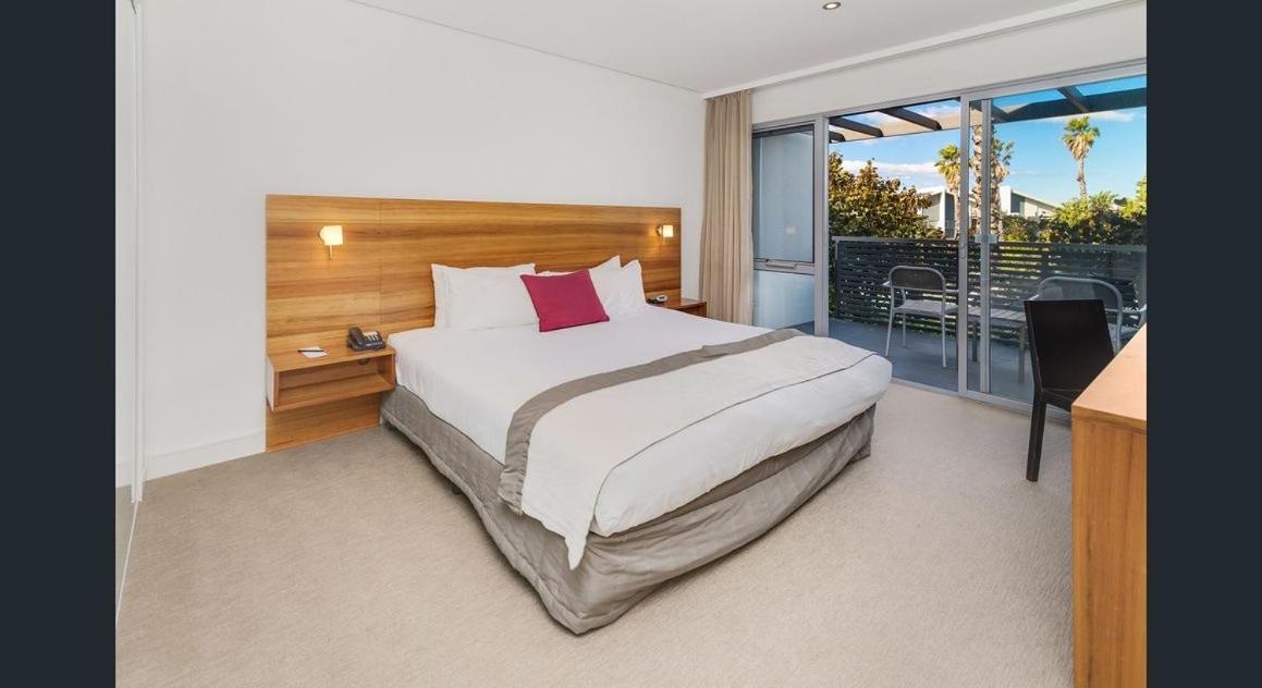 Three-Bedroom Villa photo 1