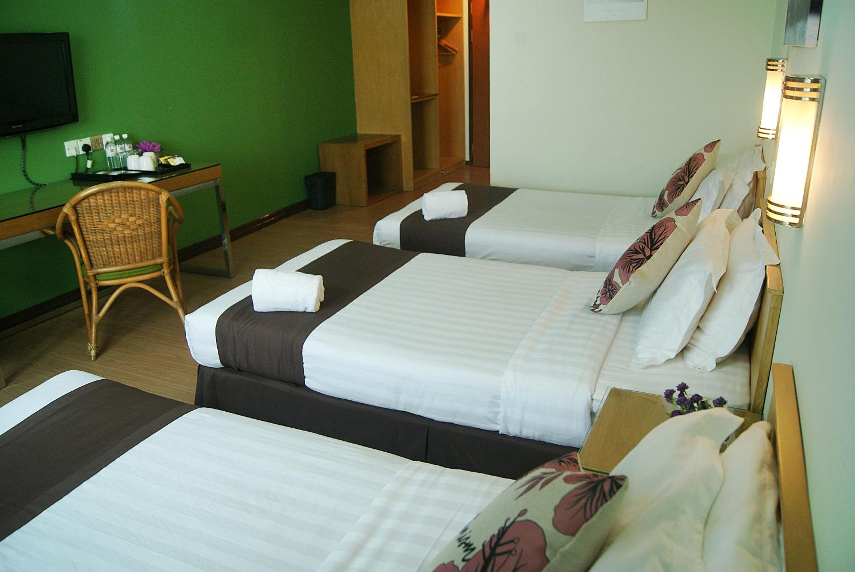 Deluxe Triple Room