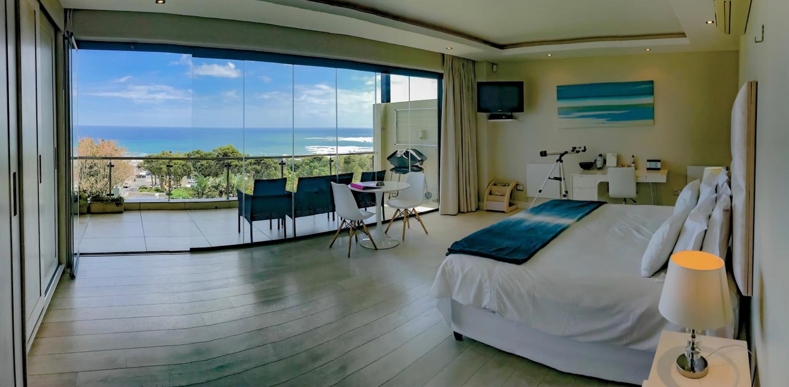 Sunset Suite photo 1