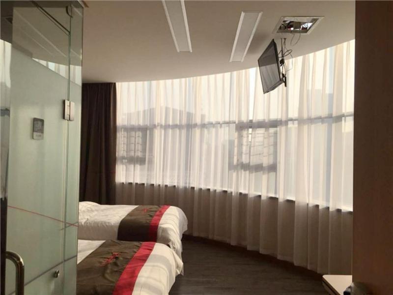 Deluxe Twin Room photo 1